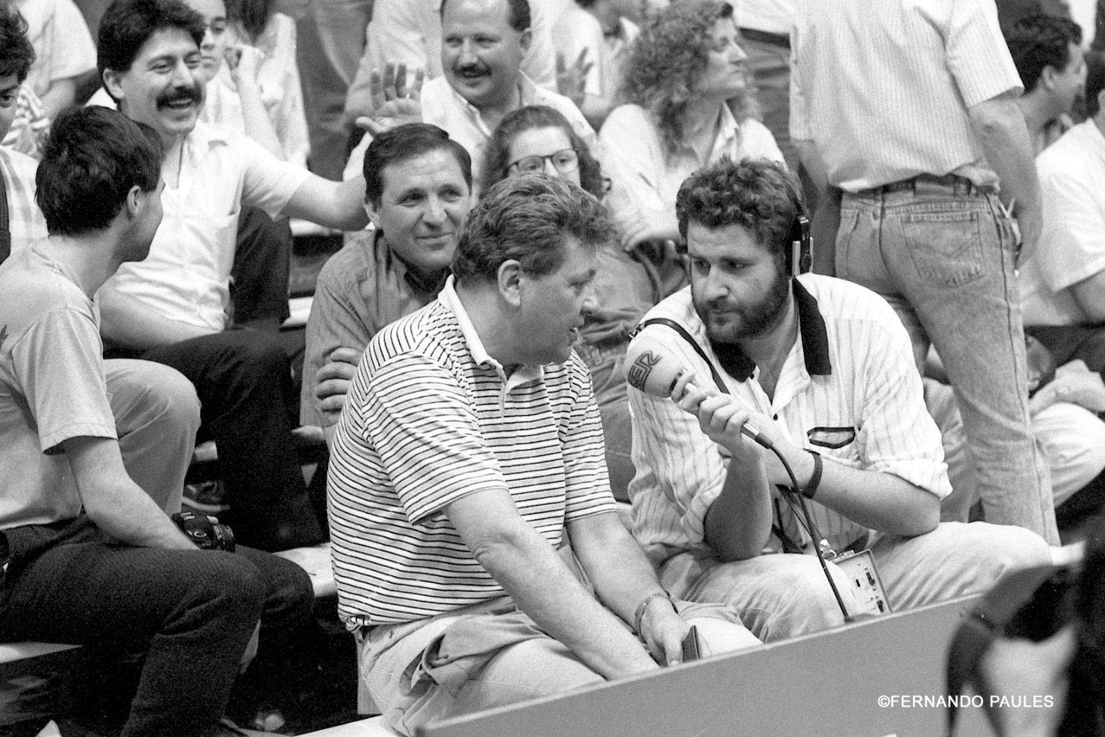 Ricardo Turmo entrevista a Ranko Zeravica. Foto Fernando Paúles