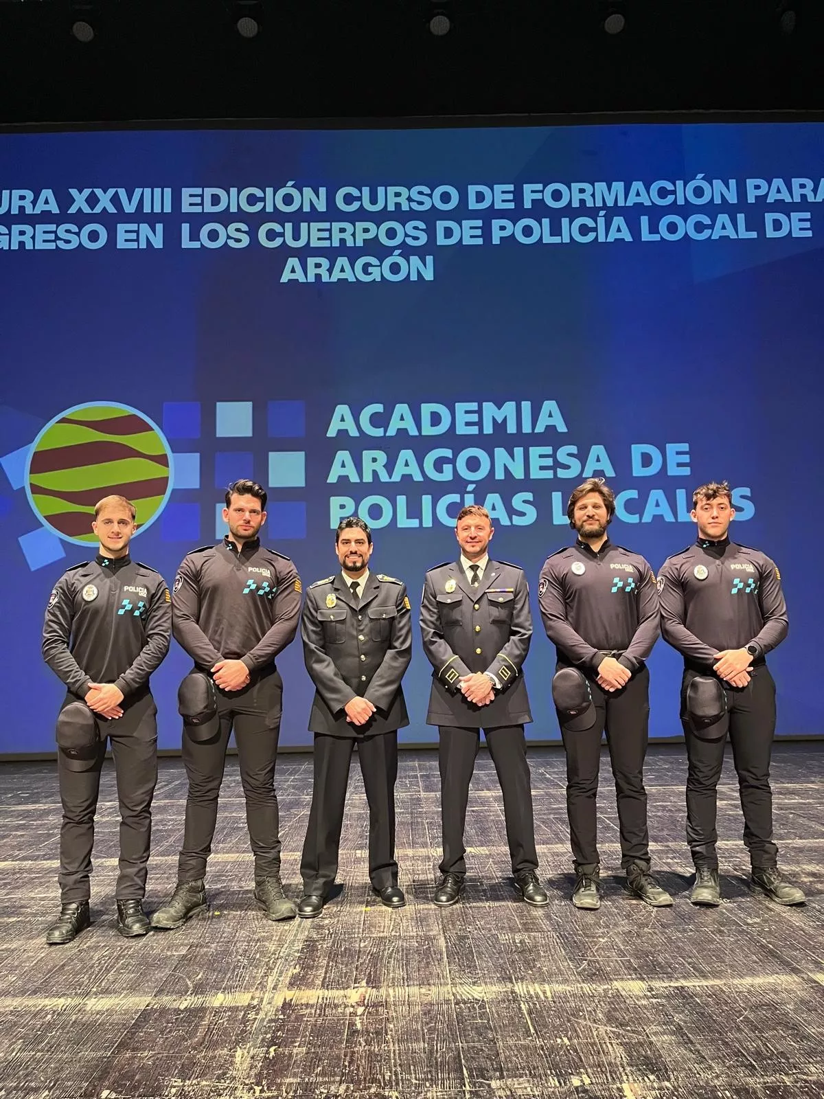 Clausura del 28 Curso de Formación Policía Local con los agentes de Fraga