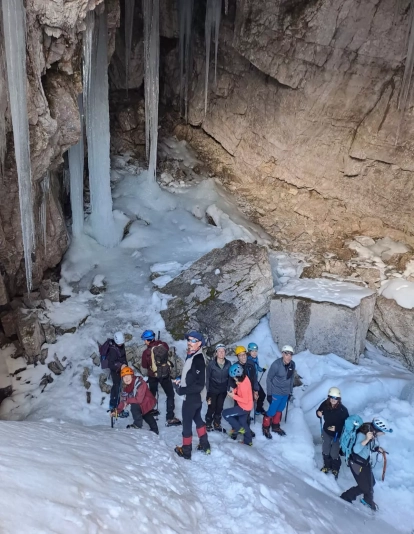 1000048947 1000048947