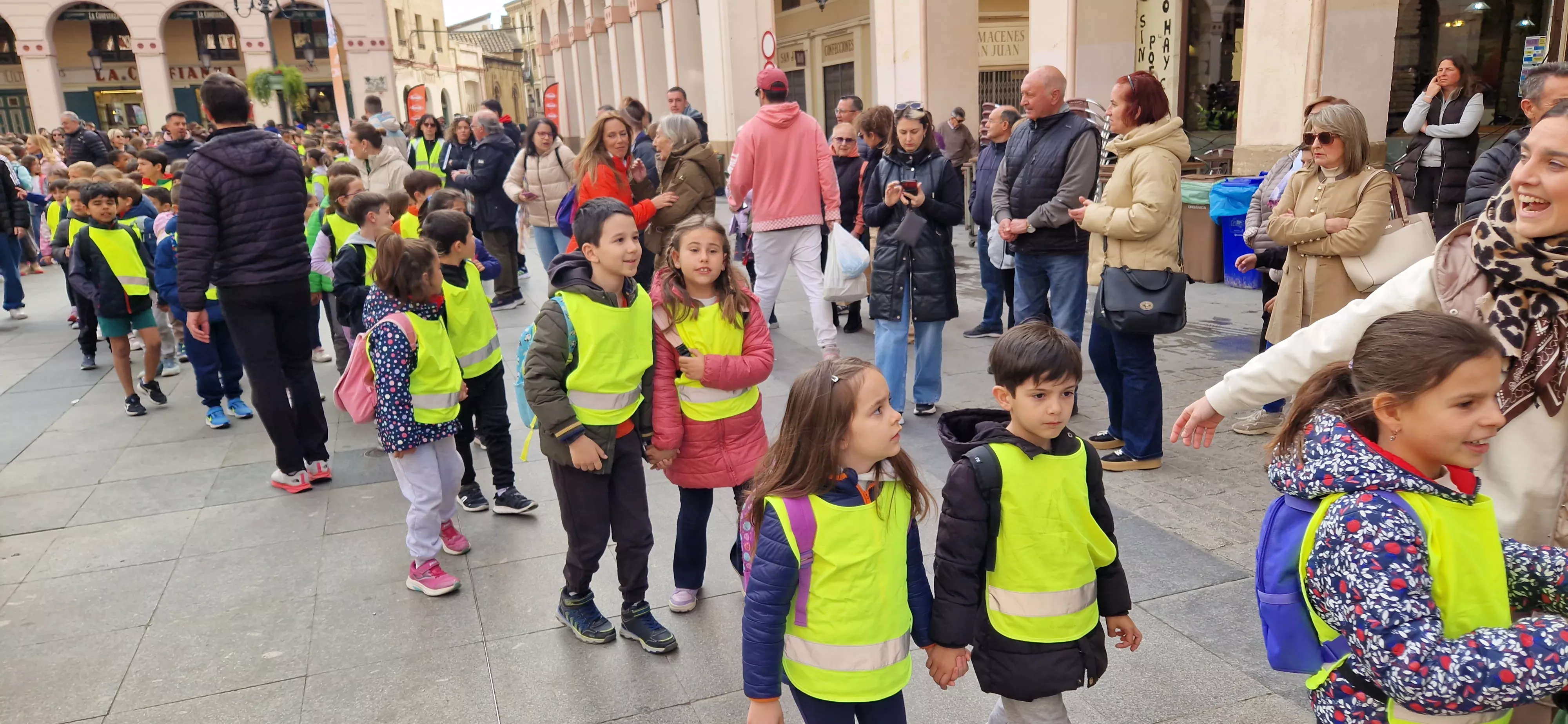 8ª Mini Marcha Aspace Huesca. Foto Myriam Martínez
