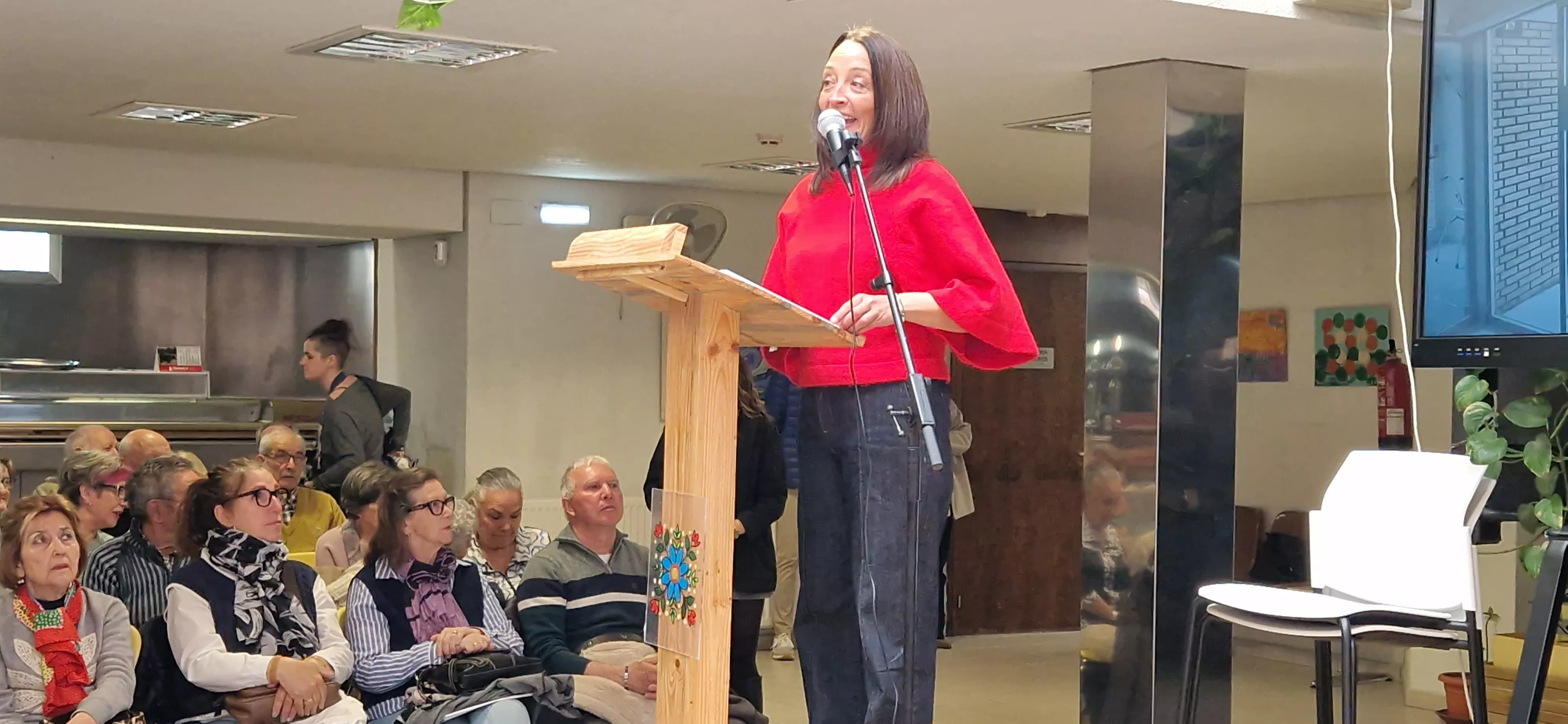 El Hogar de Personas Mayores de Huesca celebra su 40º aniversario. Foto Myriam Martínez