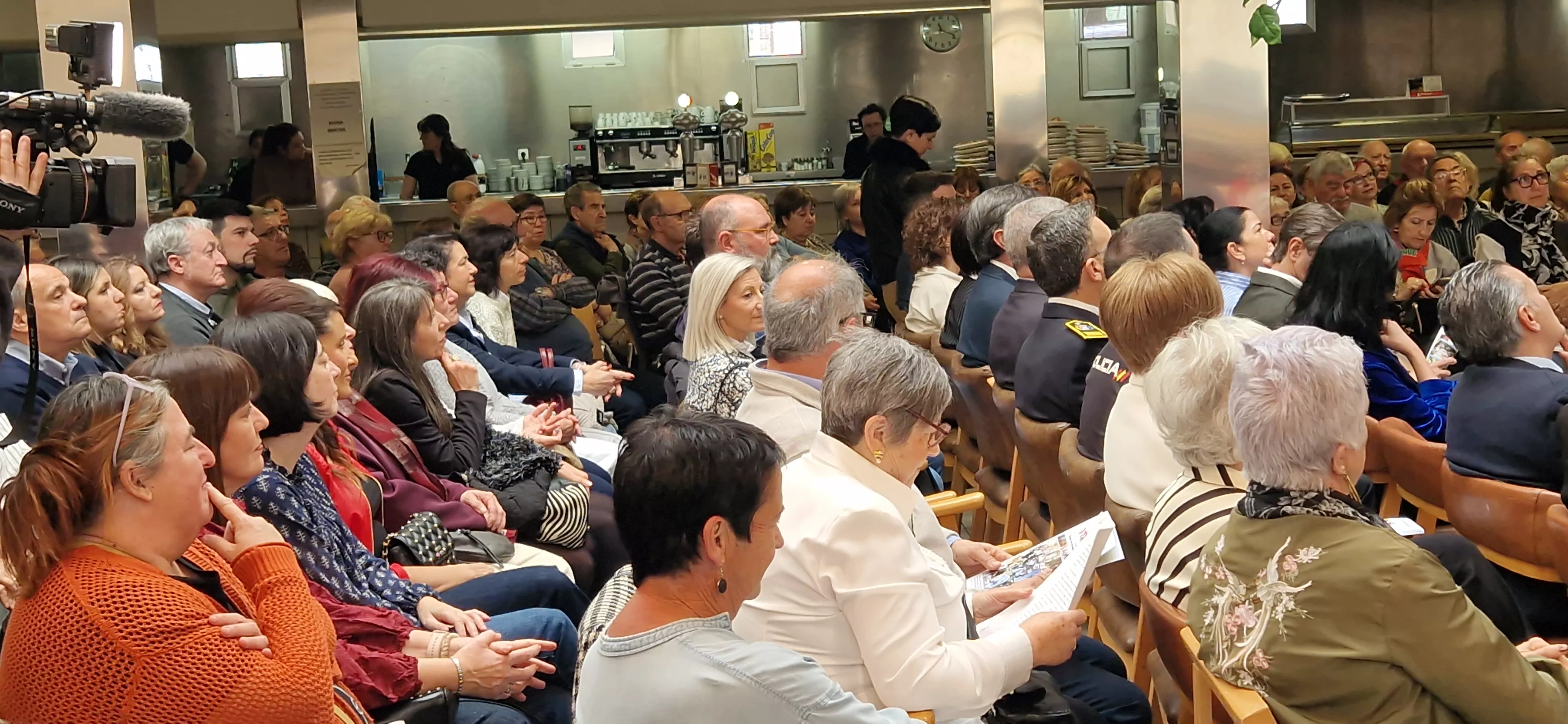 El Hogar de Personas Mayores de Huesca celebra su 40º aniversario. Foto Myriam Martínez