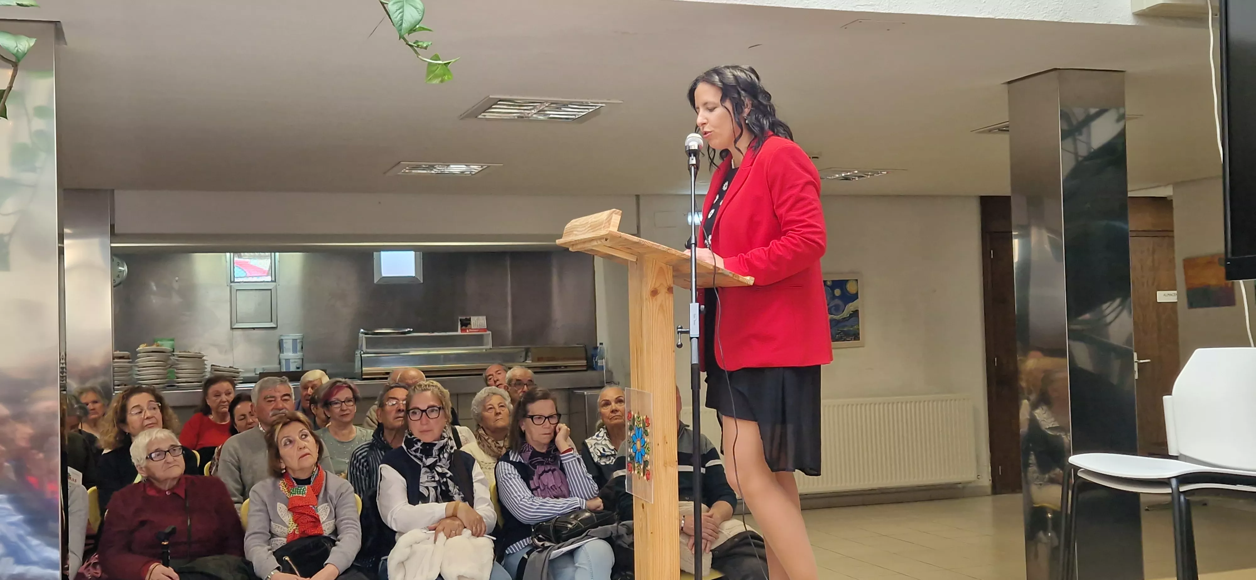 El Hogar de Personas Mayores de Huesca celebra su 40º aniversario. Foto Myriam Martínez