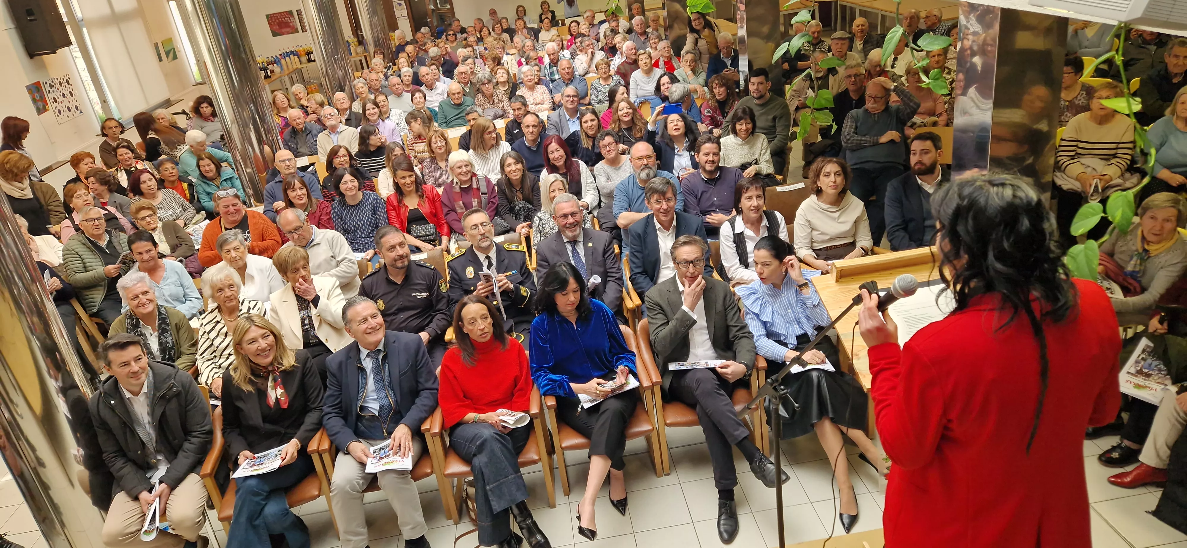 El Hogar de Personas Mayores de Huesca celebra su 40º aniversario. Foto Myriam Martínez