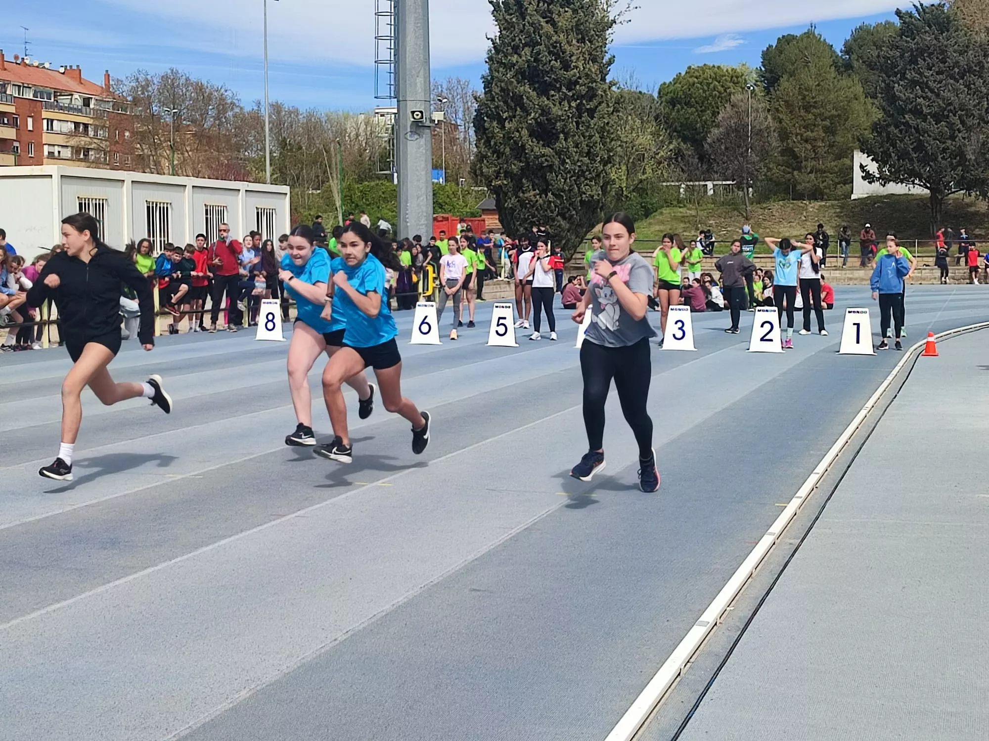 Encuentro Intercentros de Atletismo 2026