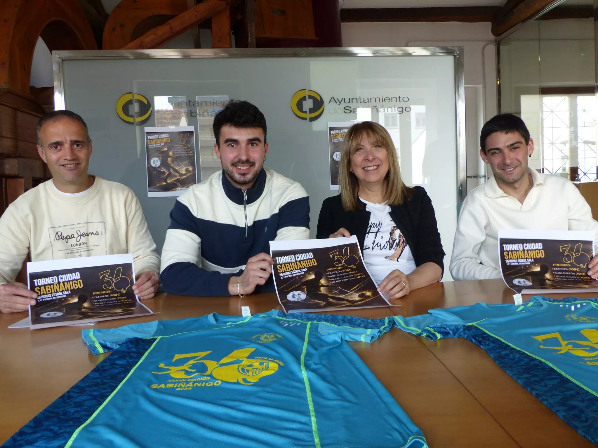 Imagen de la presentación del torneo. Foto: Andrés Alcaraz.