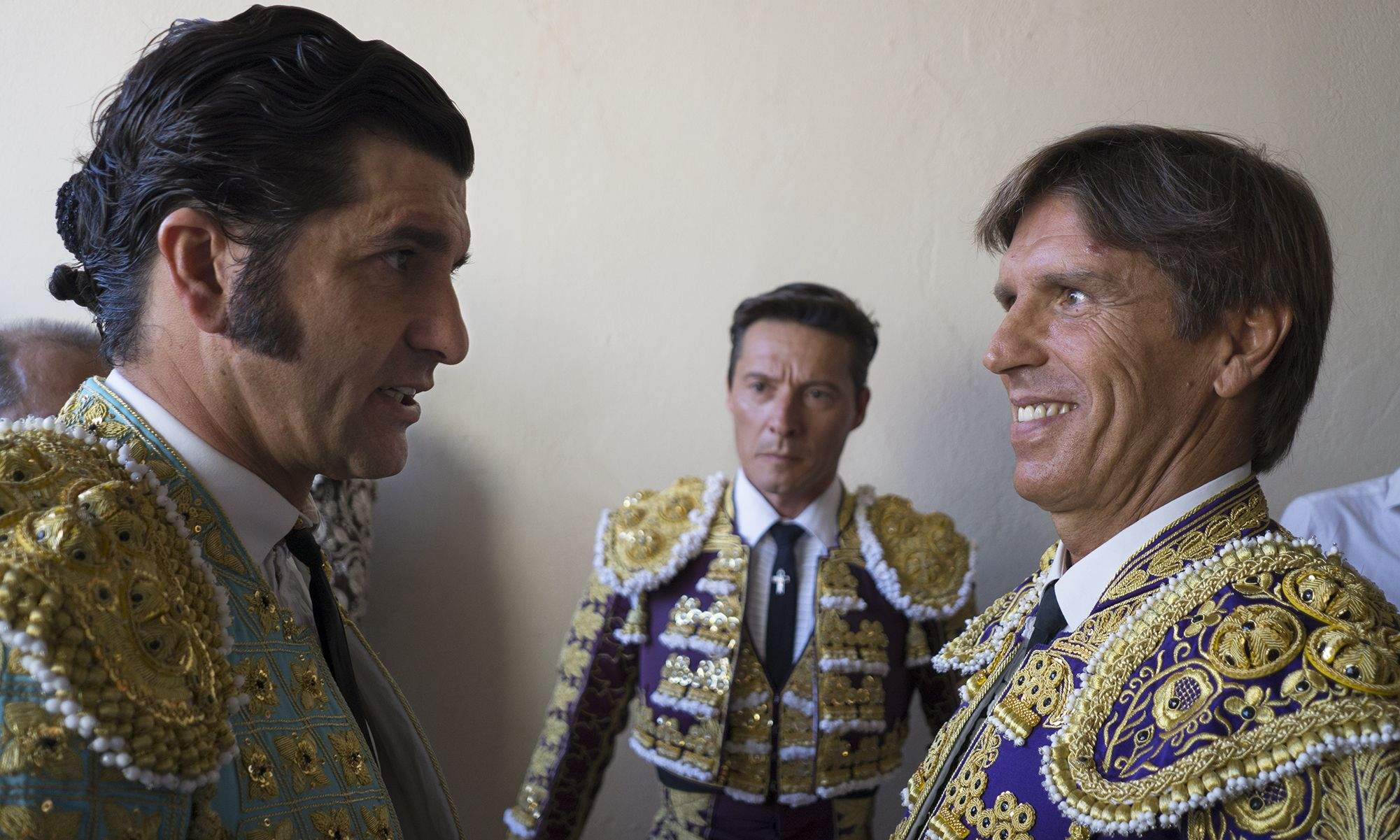 Morante y El Cordobés, con Urdiales al fondo. Foto Jacques Valat 