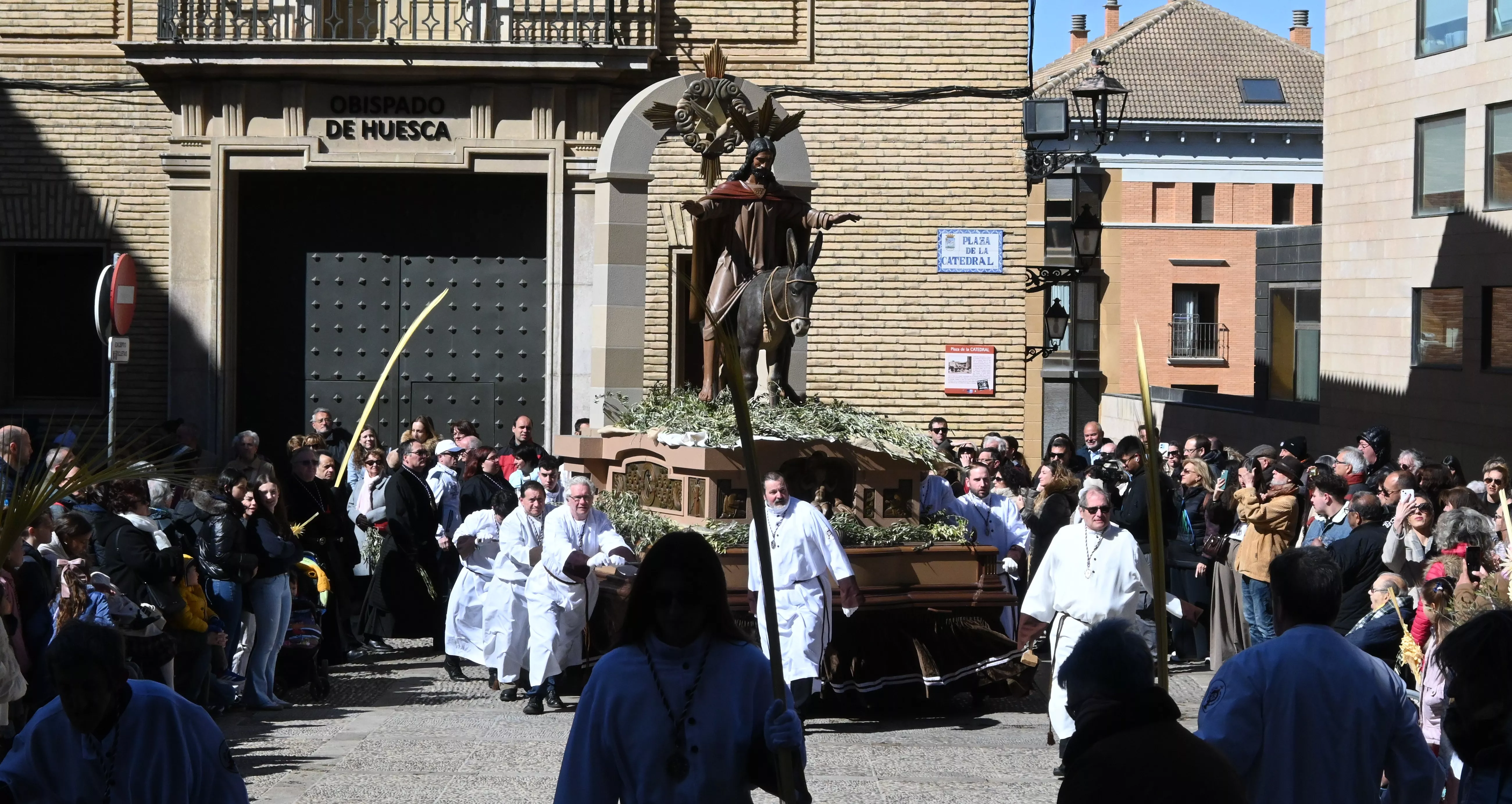 Procesión de la Entrada de Jesús en Jerusalén en Huesca. Foto Carlos Jalle