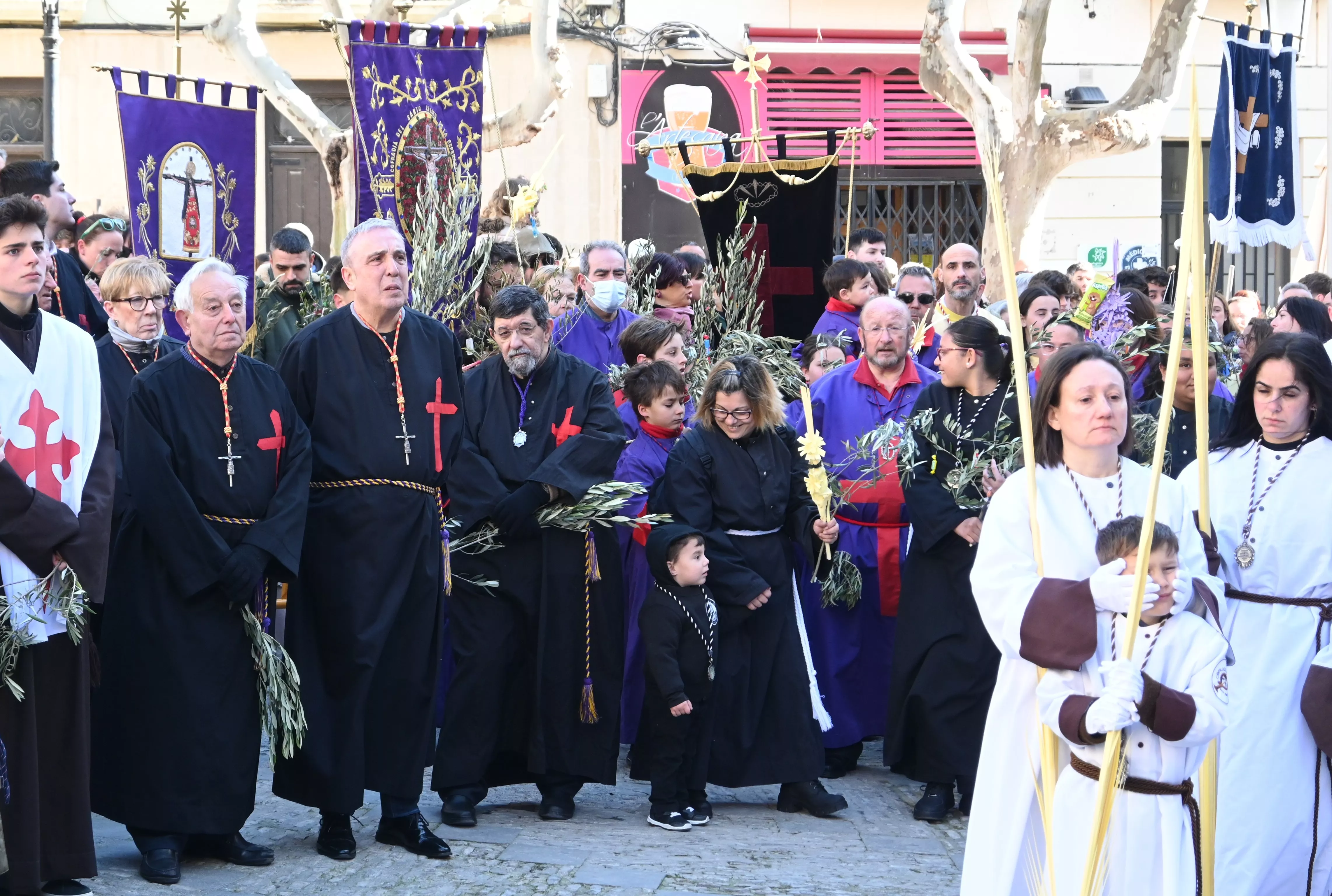 Procesión de la Entrada de Jesús en Jerusalén en Huesca. Foto Carlos Jalle