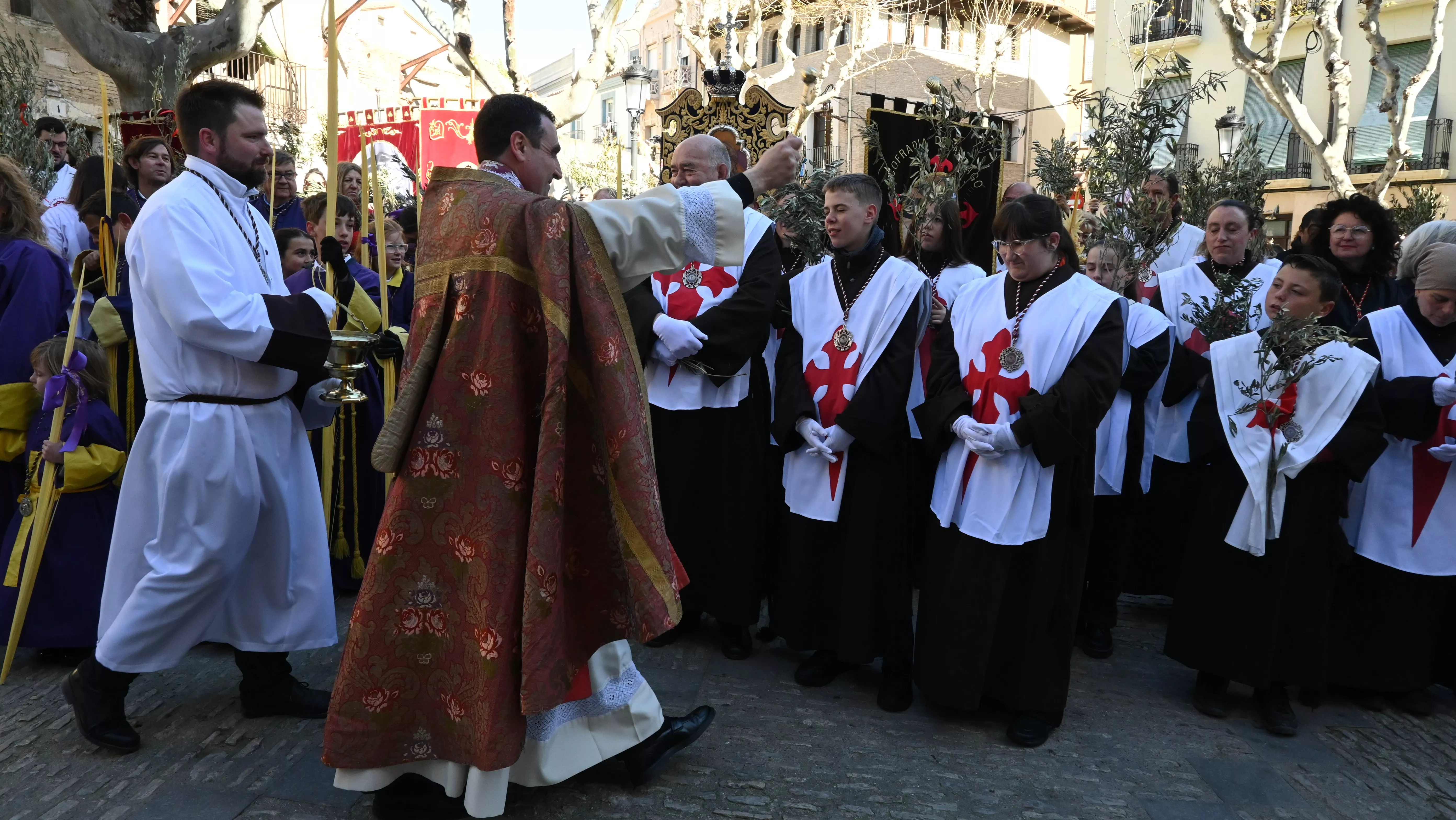 Procesión de la Entrada de Jesús en Jerusalén en Huesca. Foto Carlos Jalle