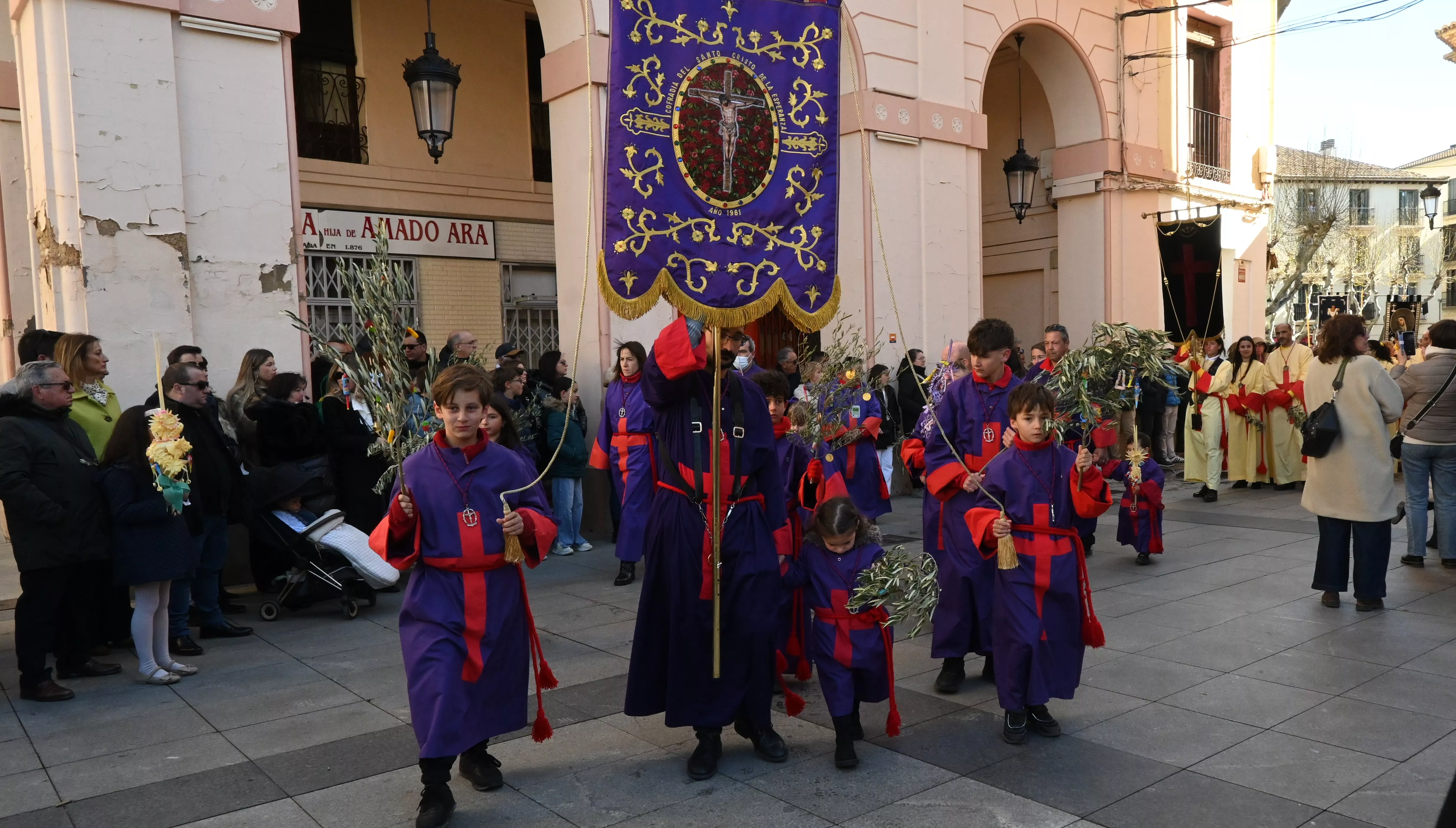 Procesión de la Entrada de Jesús en Jerusalén en Huesca. Foto Carlos Jalle
