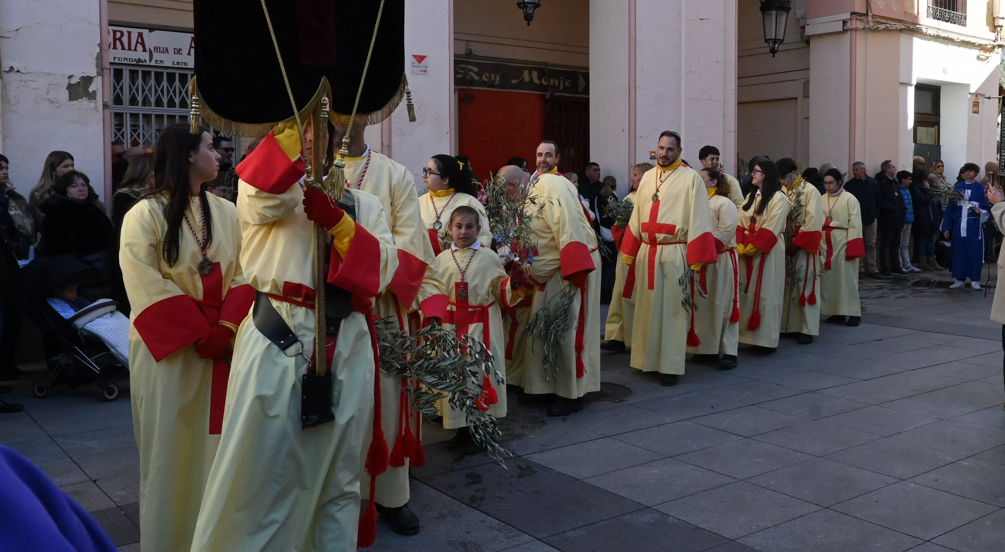 Procesión de la Entrada de Jesús en Jerusalén en Huesca. Foto Carlos Jalle