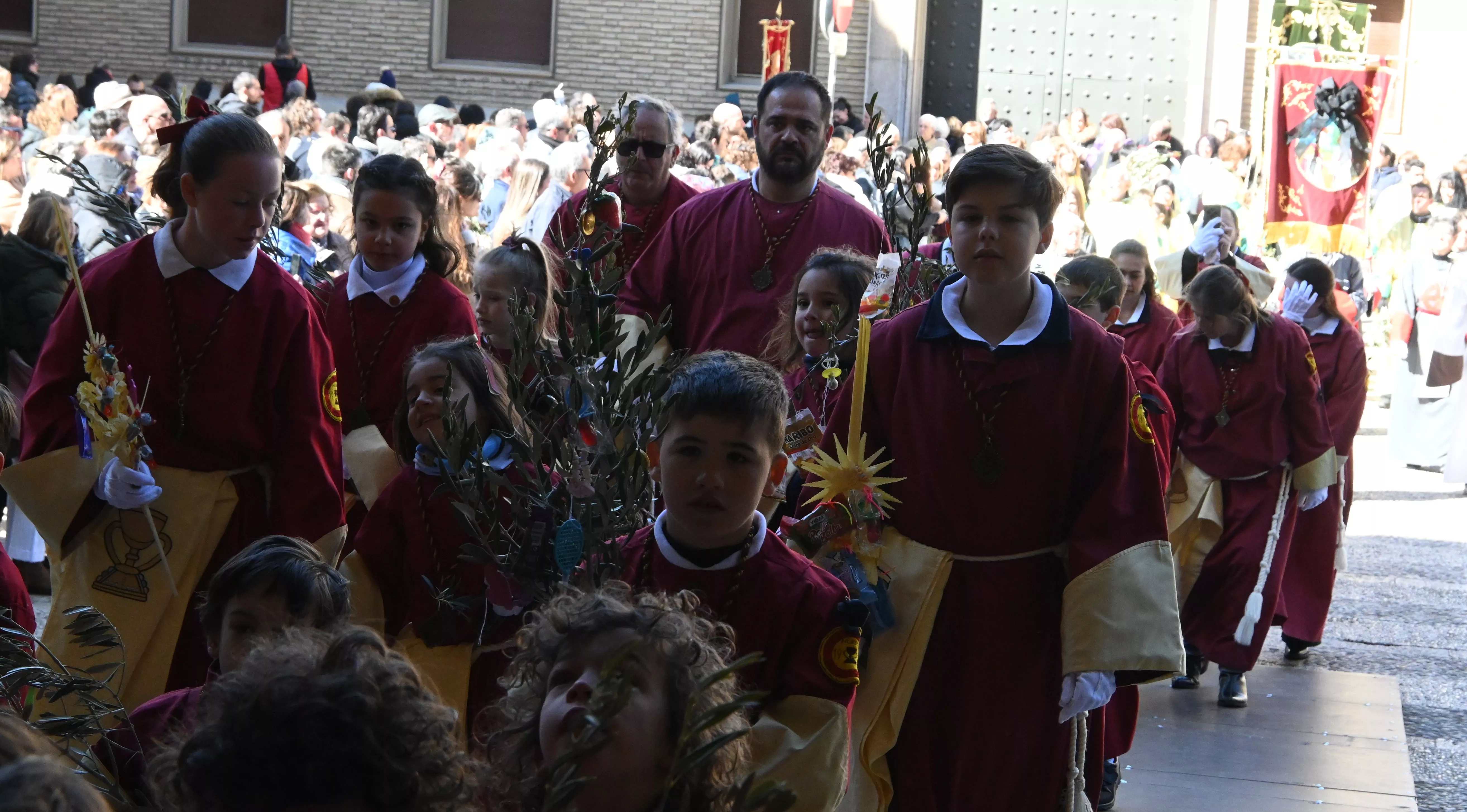 Procesión de la Entrada de Jesús en Jerusalén en Huesca. Foto Carlos Jalle