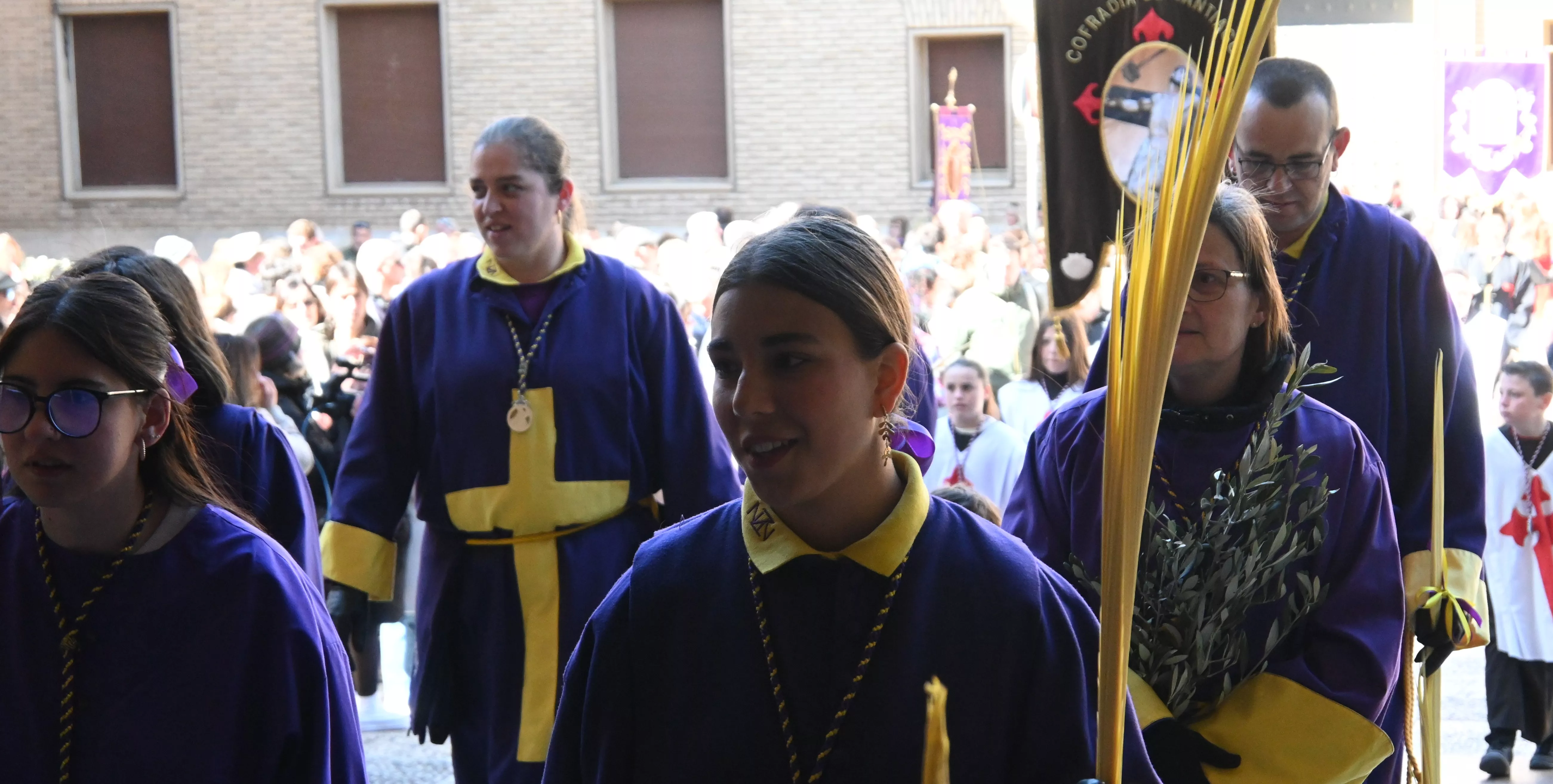 Procesión de la Entrada de Jesús en Jerusalén en Huesca. Foto Carlos Jalle