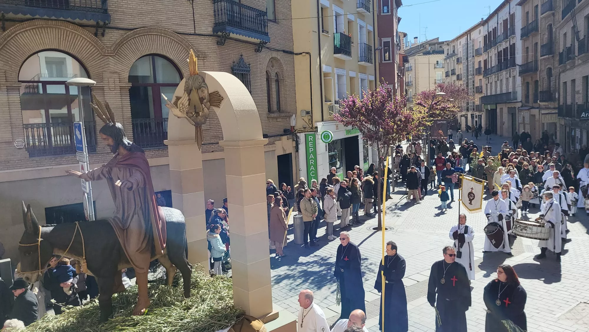 Procesión de la Entrada de Jesús en Jerusalén en Huesca. Foto Mercedes Manterola