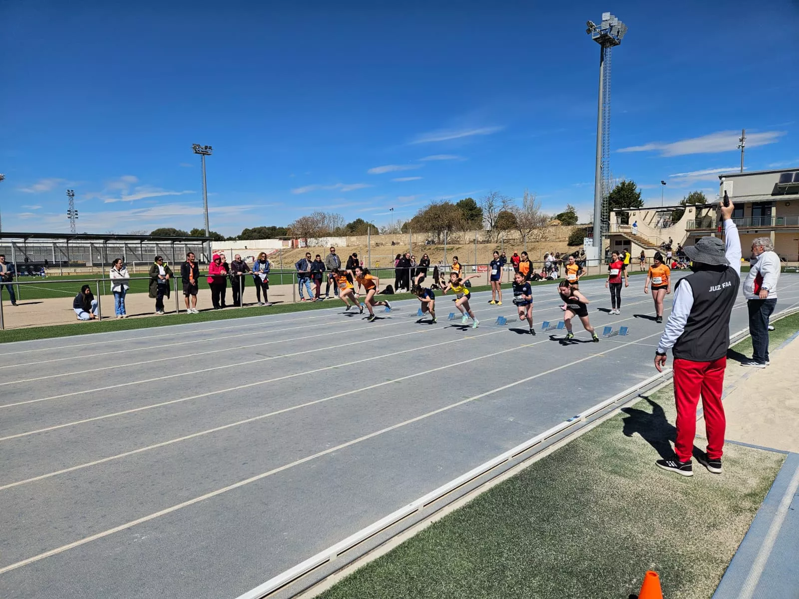 Fases previas de atletismo Sub-14 y Sub-16 en Sabiñánigo y Barbastro