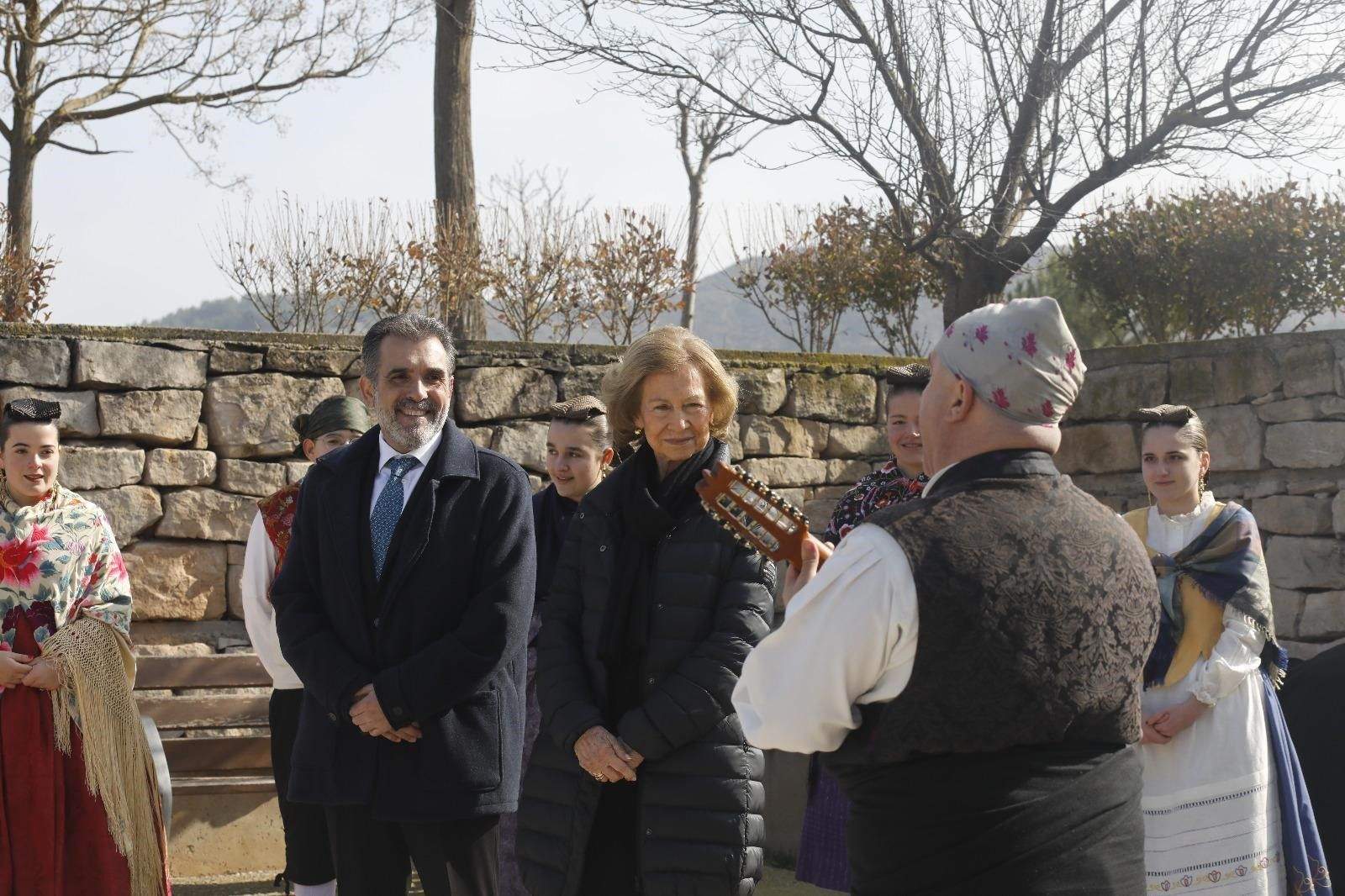Imagen de la visita que realizó la Reina Sofía en 2023 a la localidad de Fraga.