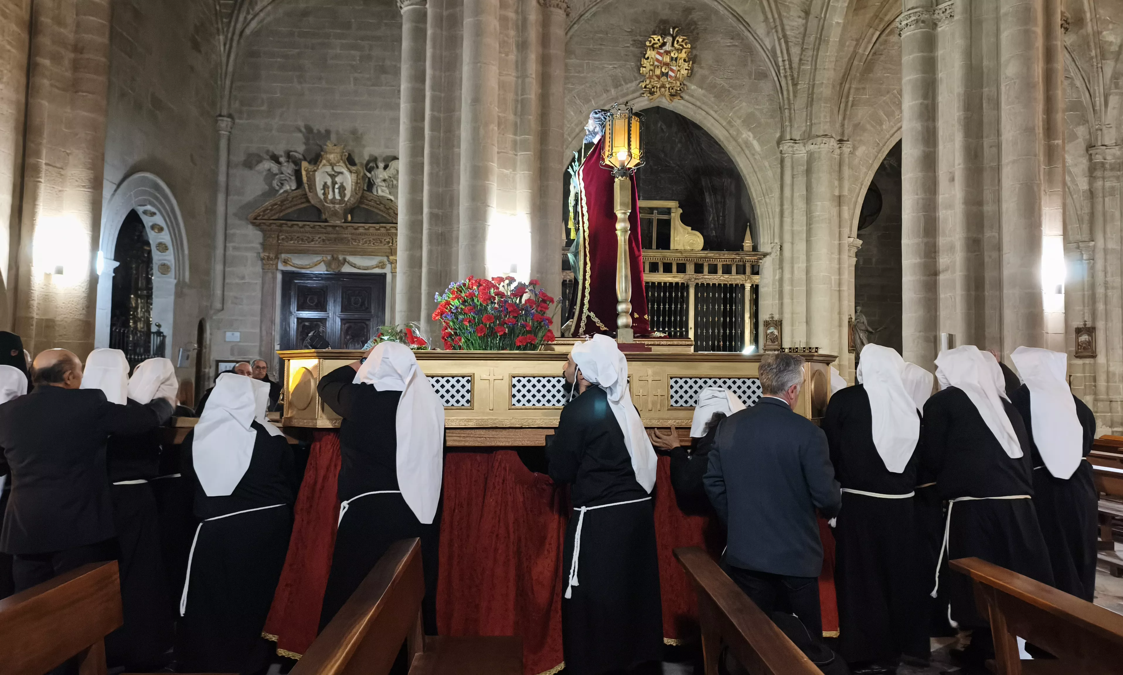 Procesión del Santo Cristo de los Gitanos de Huesca. Foto María José Sampietro
