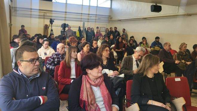 Asistentes al acto. Foto Myriam Martínez Asistentes al acto. Foto Myriam Martínez