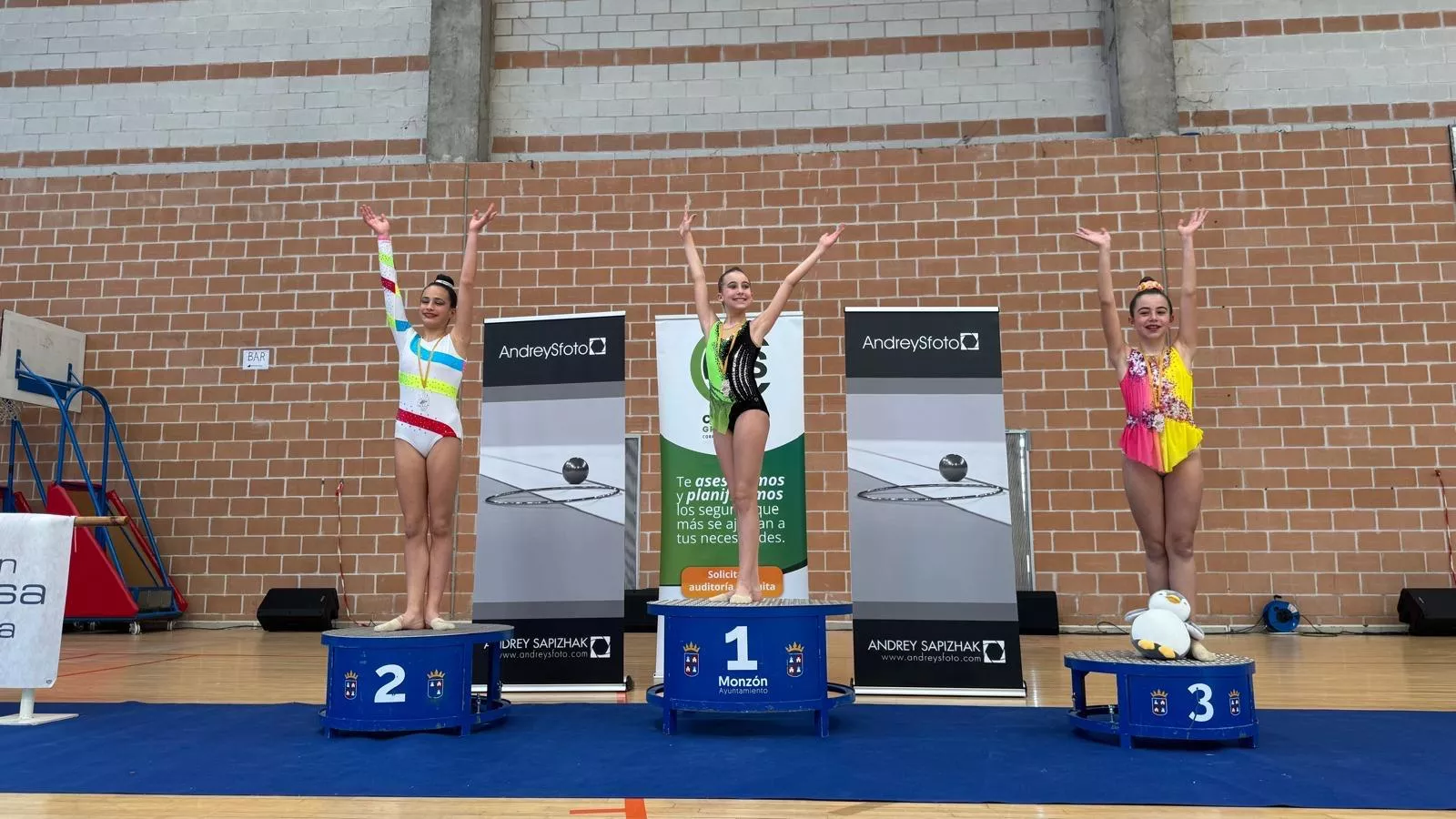 Club 90 Huesca, podios