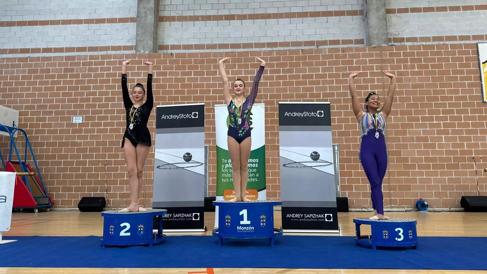 Club 90 Huesca, podios