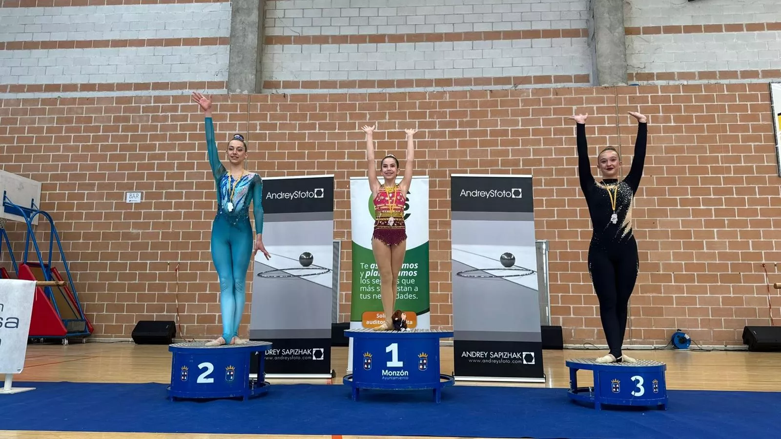 Club 90 Huesca, podios