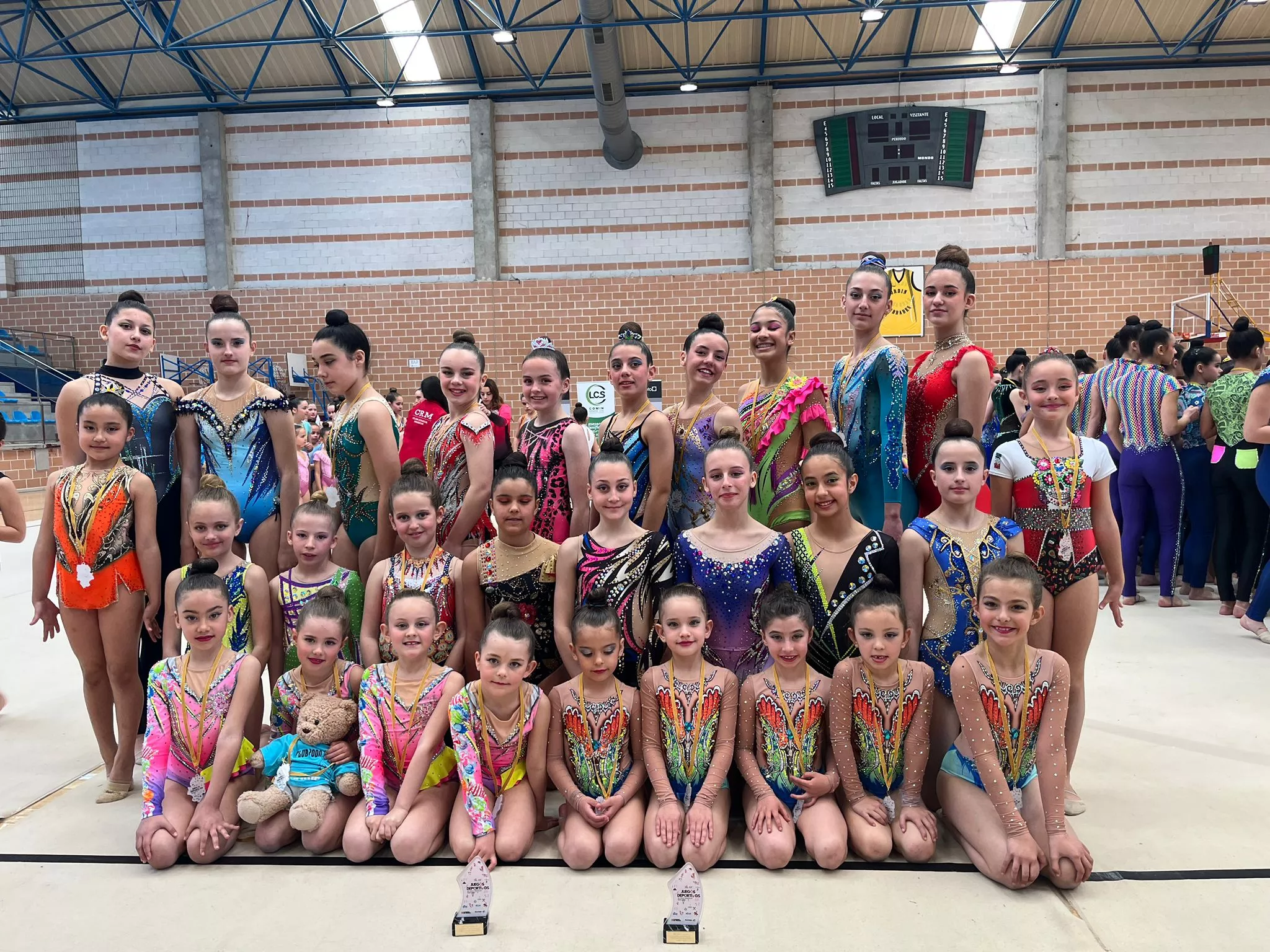 Club 2000 Barbastro, gimnastas y podios