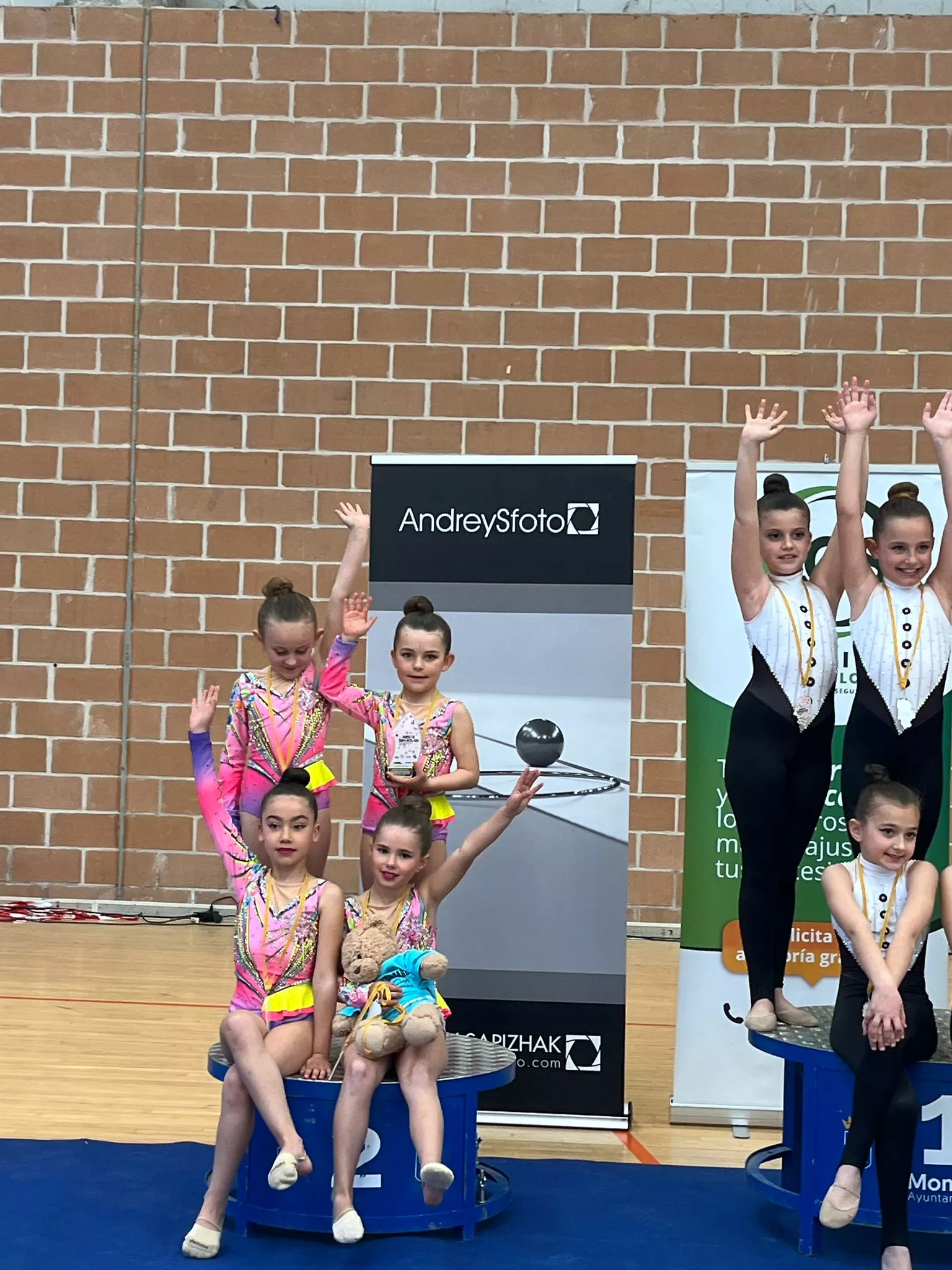 Club 2000 Barbastro, gimnastas y podios 