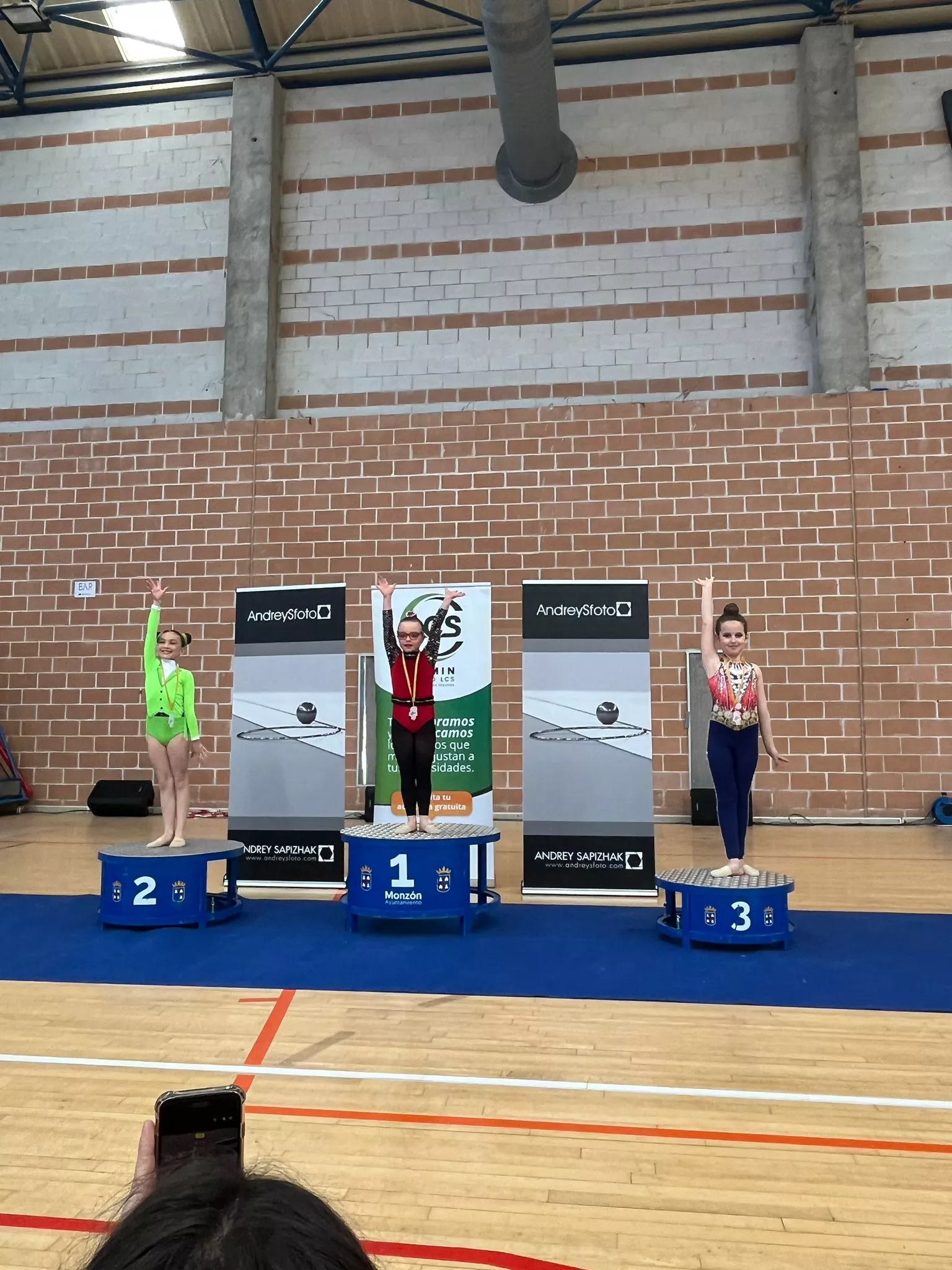 Club 2000 Barbastro, gimnastas y podios 