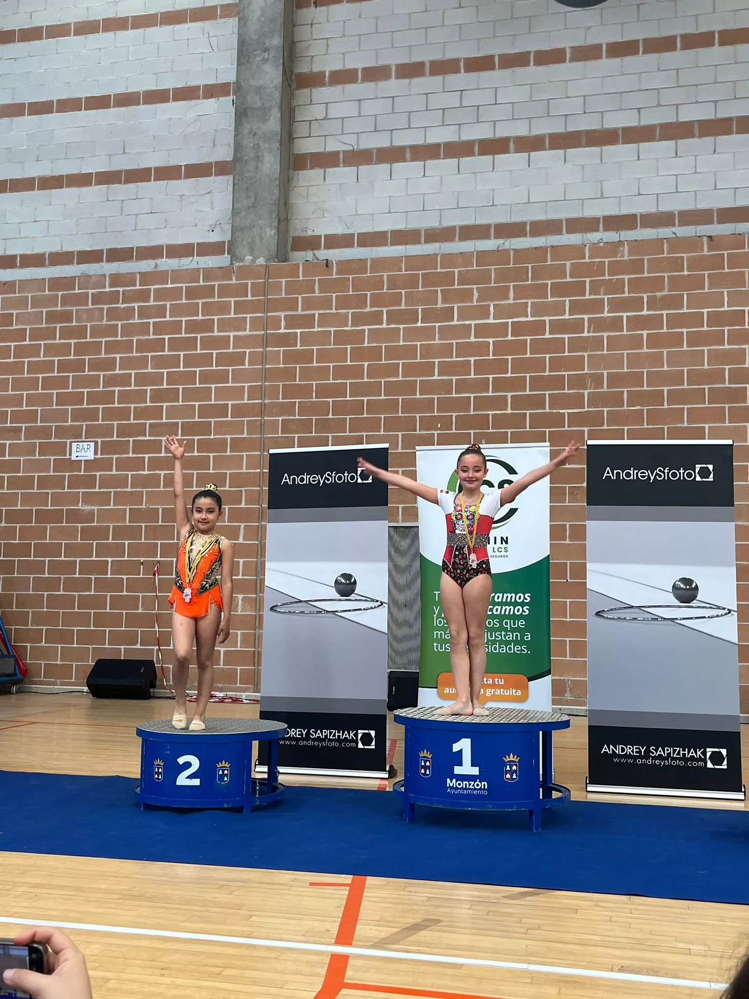 Club 2000 Barbastro, gimnastas y podios 