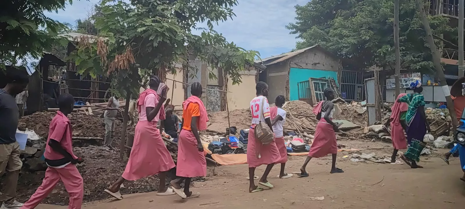 16 expedicionarios a Etiopía en un viaje solidario de Entarachen Bosco Global. Fotos Antonio Rico