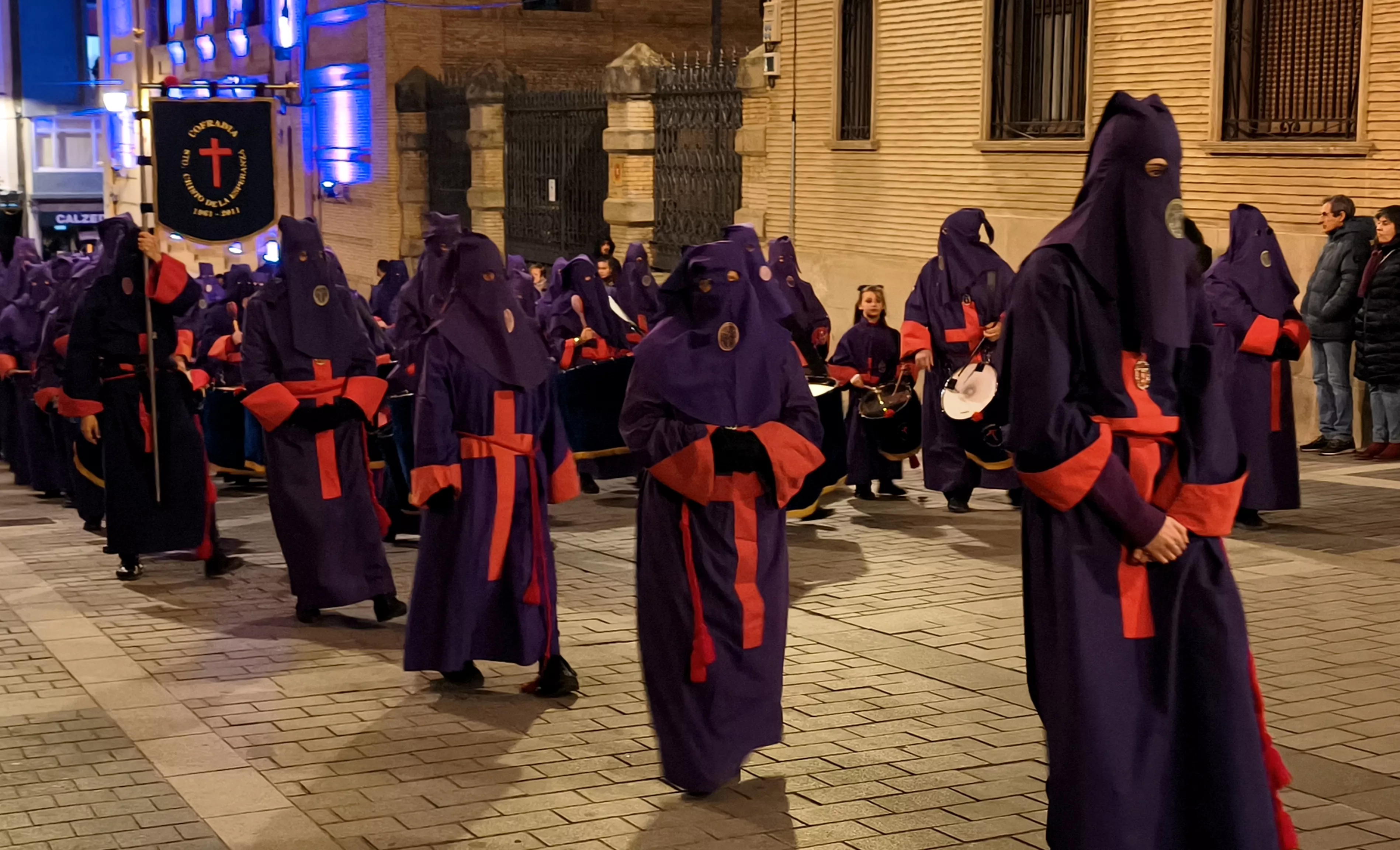 Procesión del Cenáculo de la Cofradía Salesiana del Santo Cáliz. Foto María José Sampietro