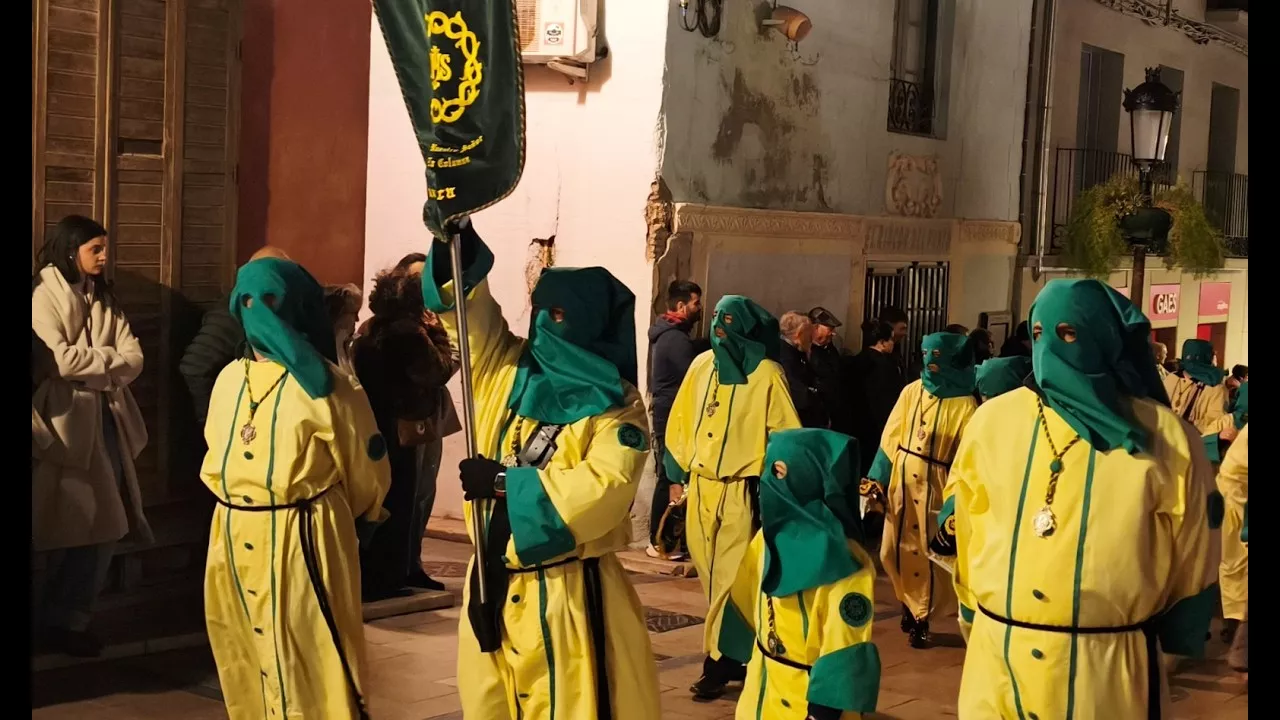 La Procesión del Cristo Atado a la Columna protagoniza un desfile mult
