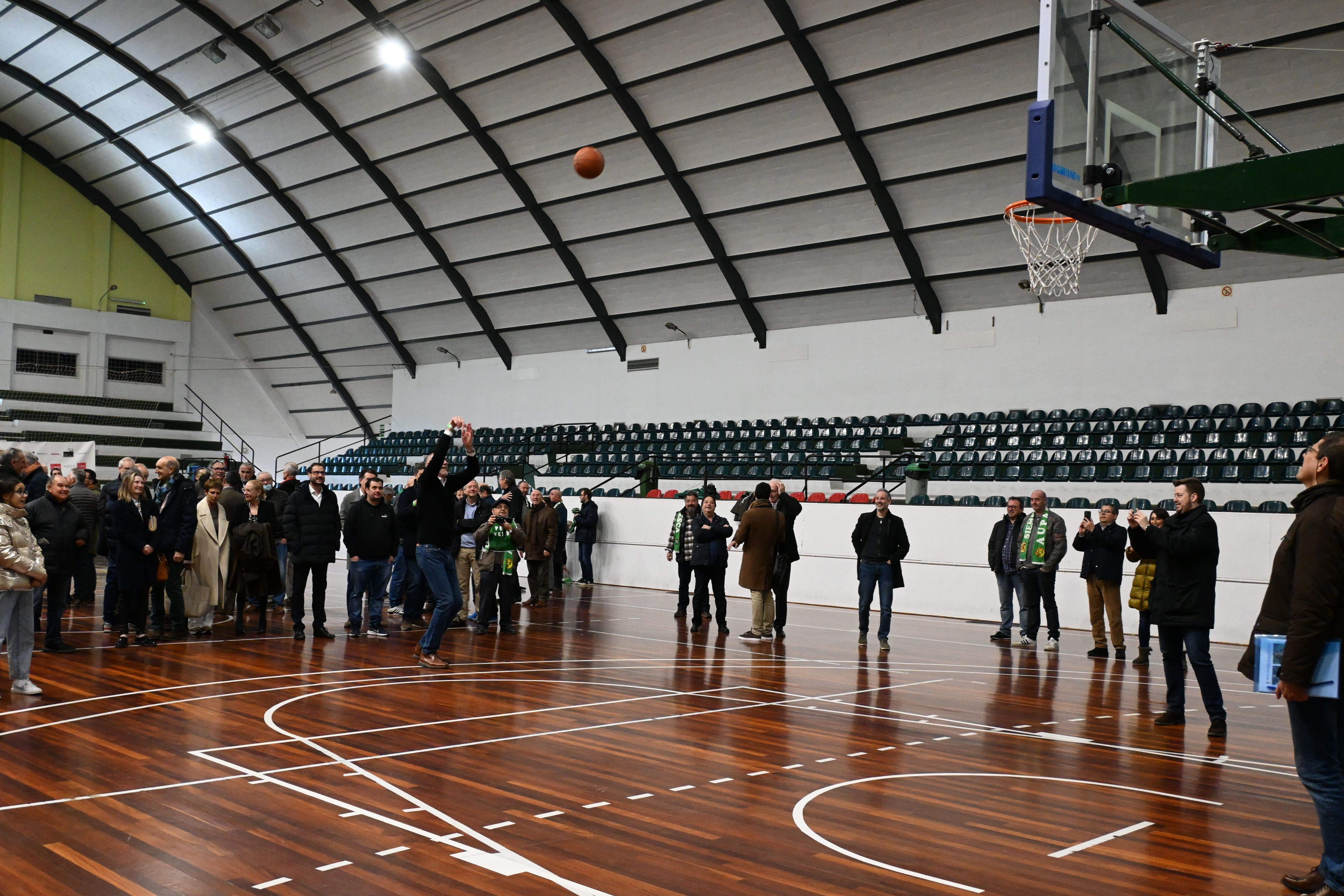 Reencuentro en el viejo Pabellón del Parque. Foto Carlos Jalle