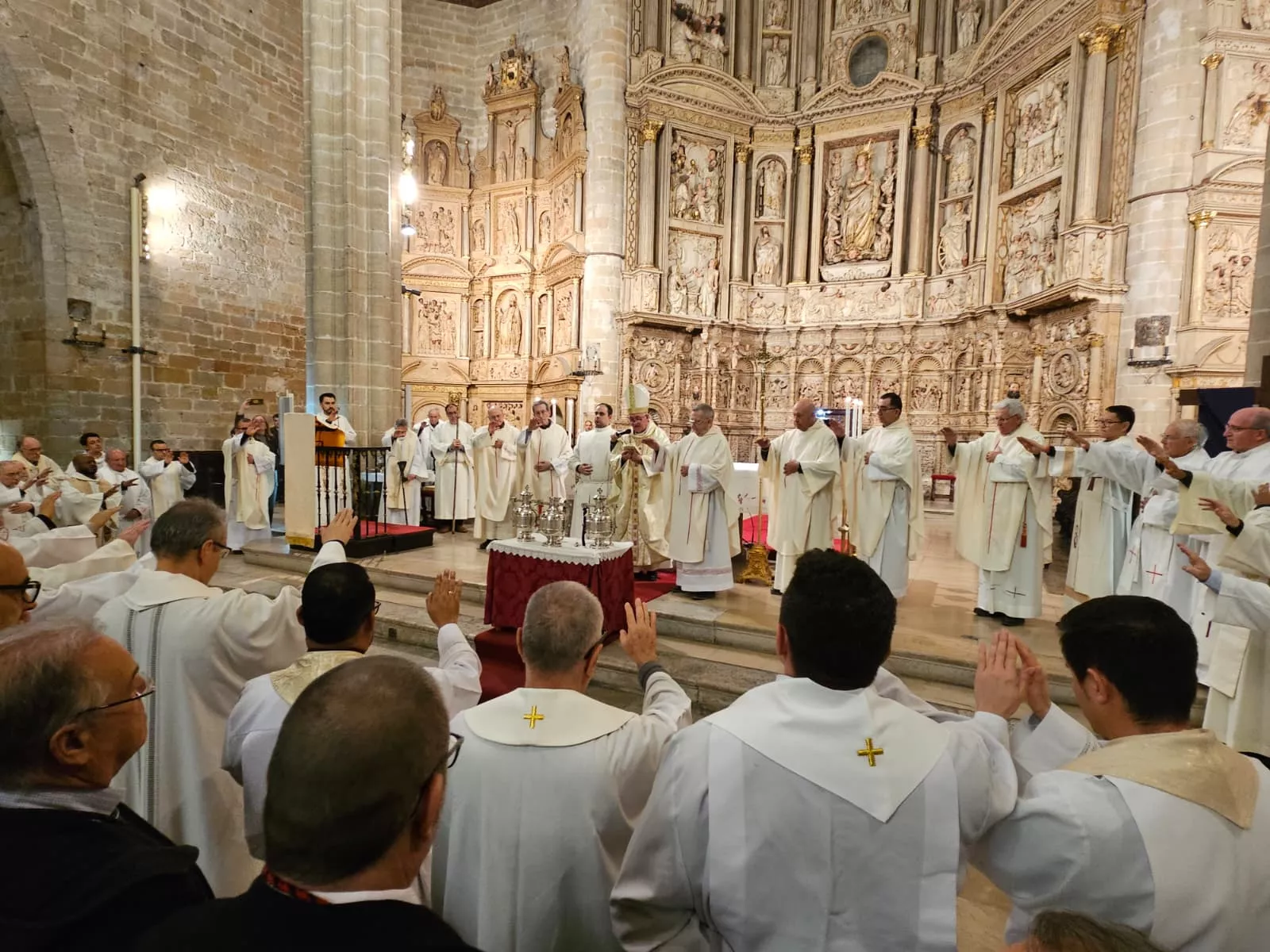 Misa Crismal y la Procesión de las Lágrimas de Barbastro