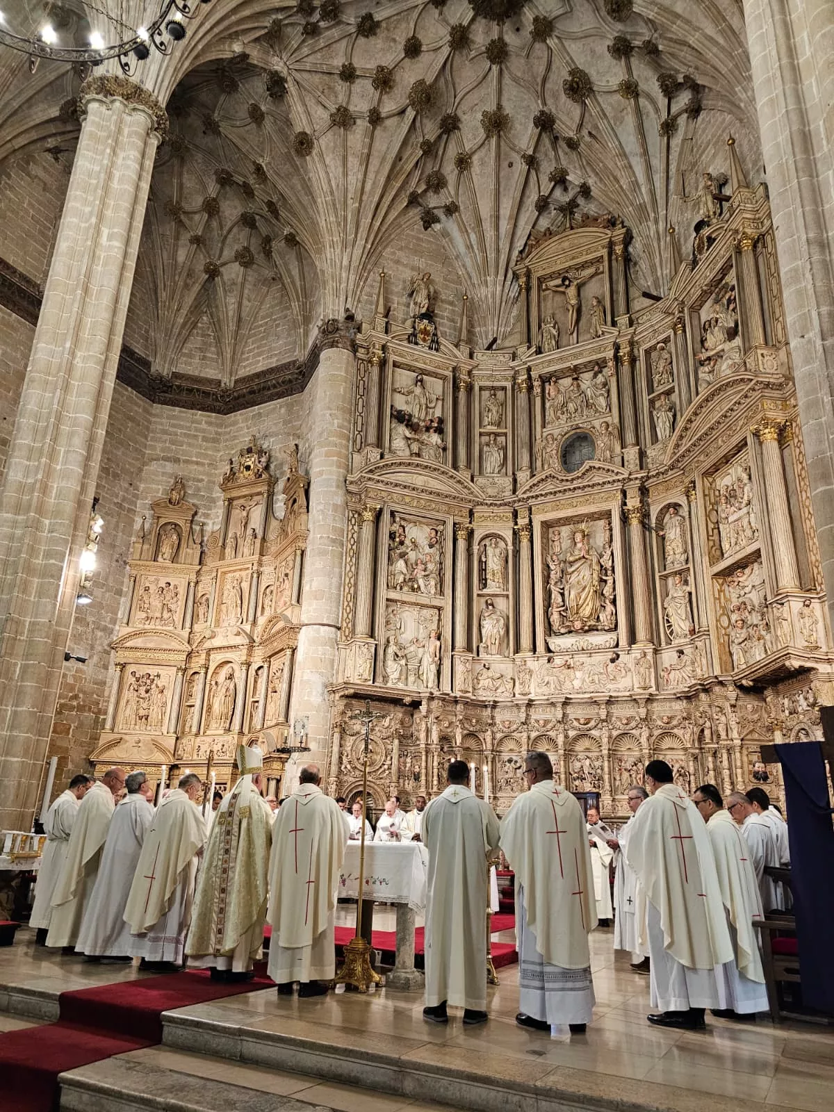 Misa Crismal y la Procesión de las Lágrimas de Barbastro