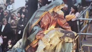 LA PIEDAD DE LA VIRGEN