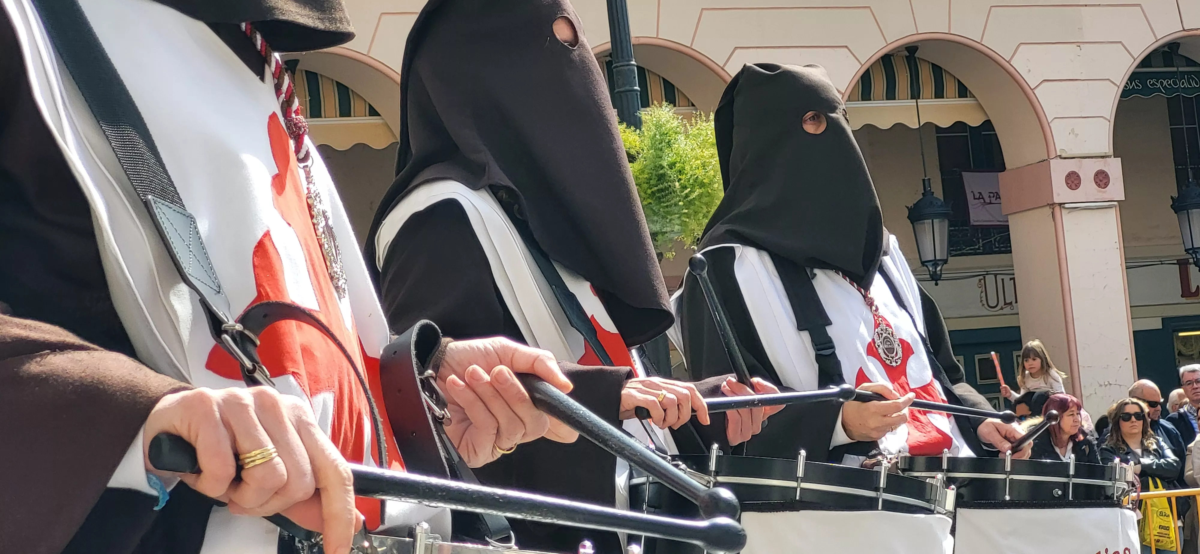 Concentración de Bandas de la Semana Santa oscense. Foto Mercedes Manterola
