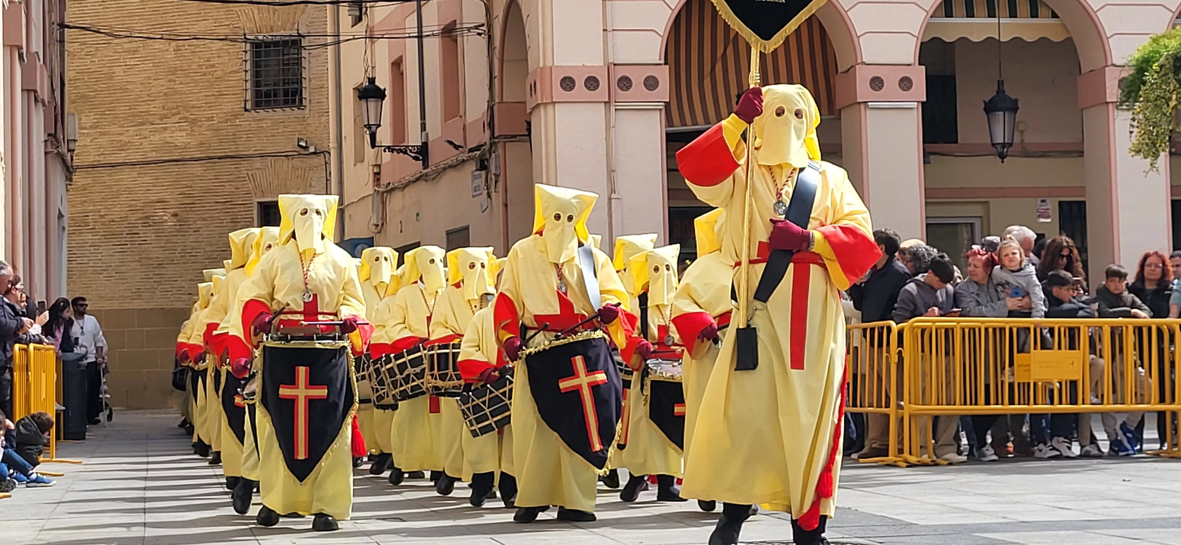 Concentración de Bandas de la Semana Santa oscense. Foto Mercedes Manterola