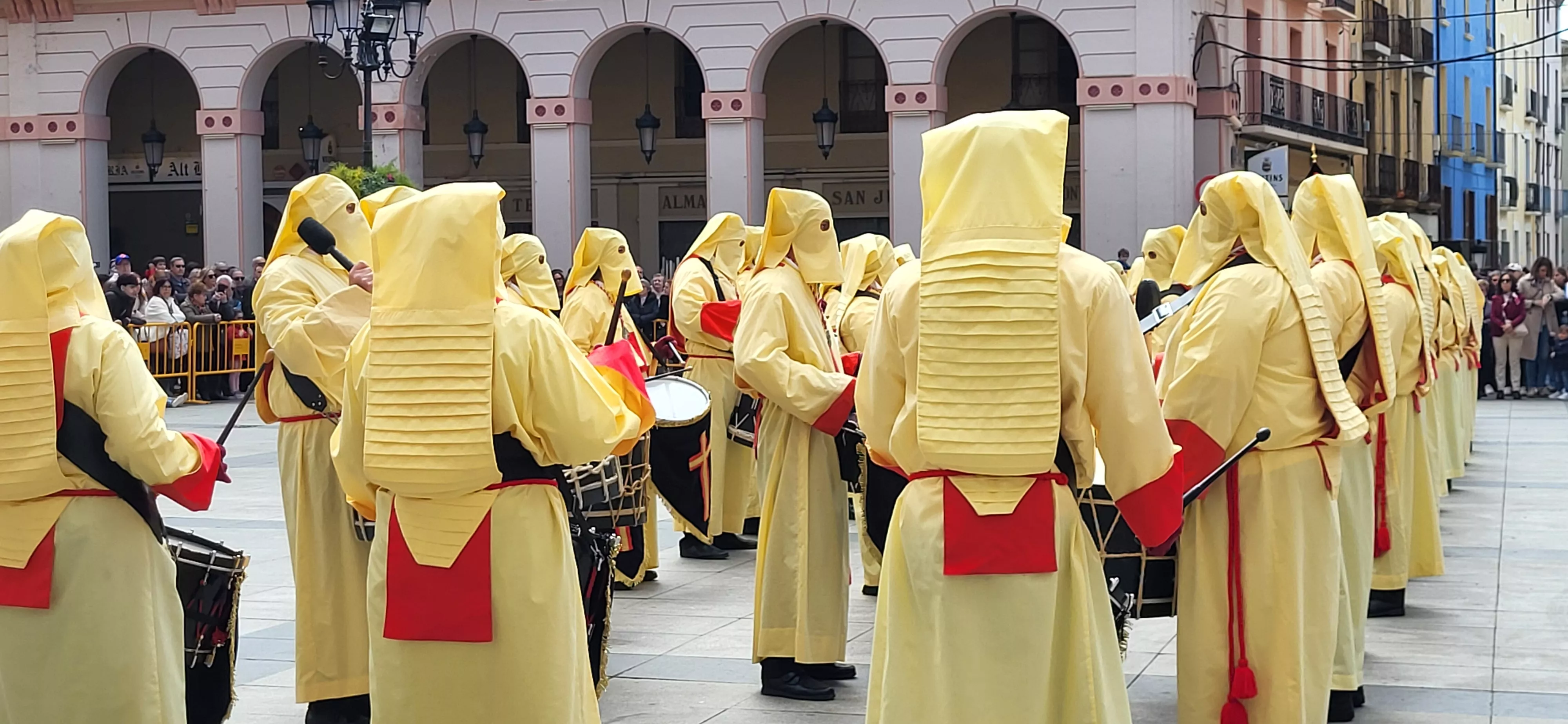 Concentración de Bandas de la Semana Santa oscense. Foto Mercedes Manterola