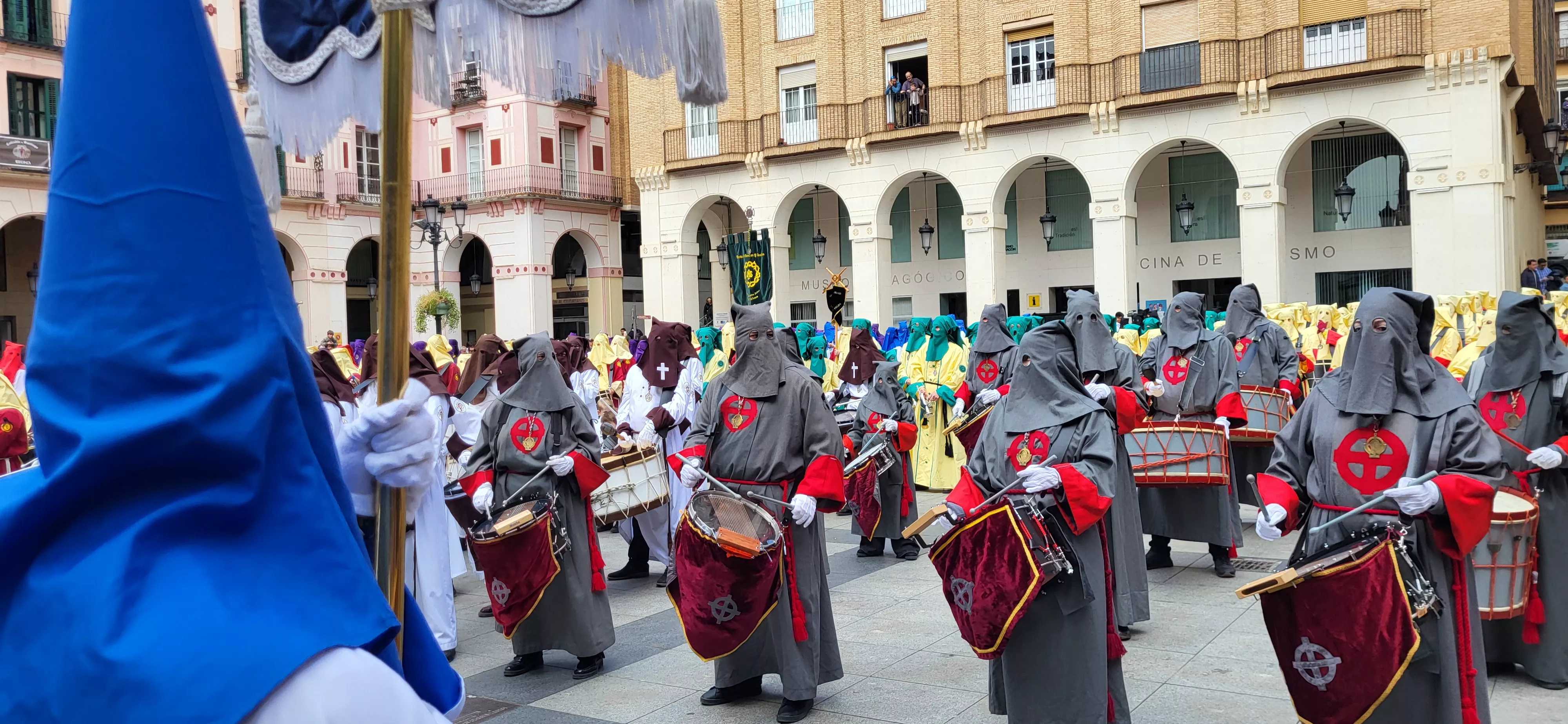 Concentración de Bandas de la Semana Santa oscense. Foto Mercedes Manterola
