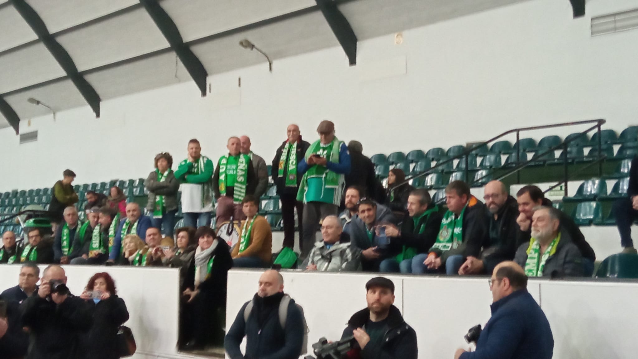 Reencuentro en el viejo Pabellón del Parque. Foto José María Pardina.