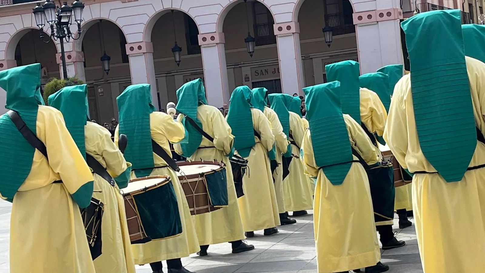 Concentración de Bandas de la Semana Santa oscense. Foto Mercedes Manterola