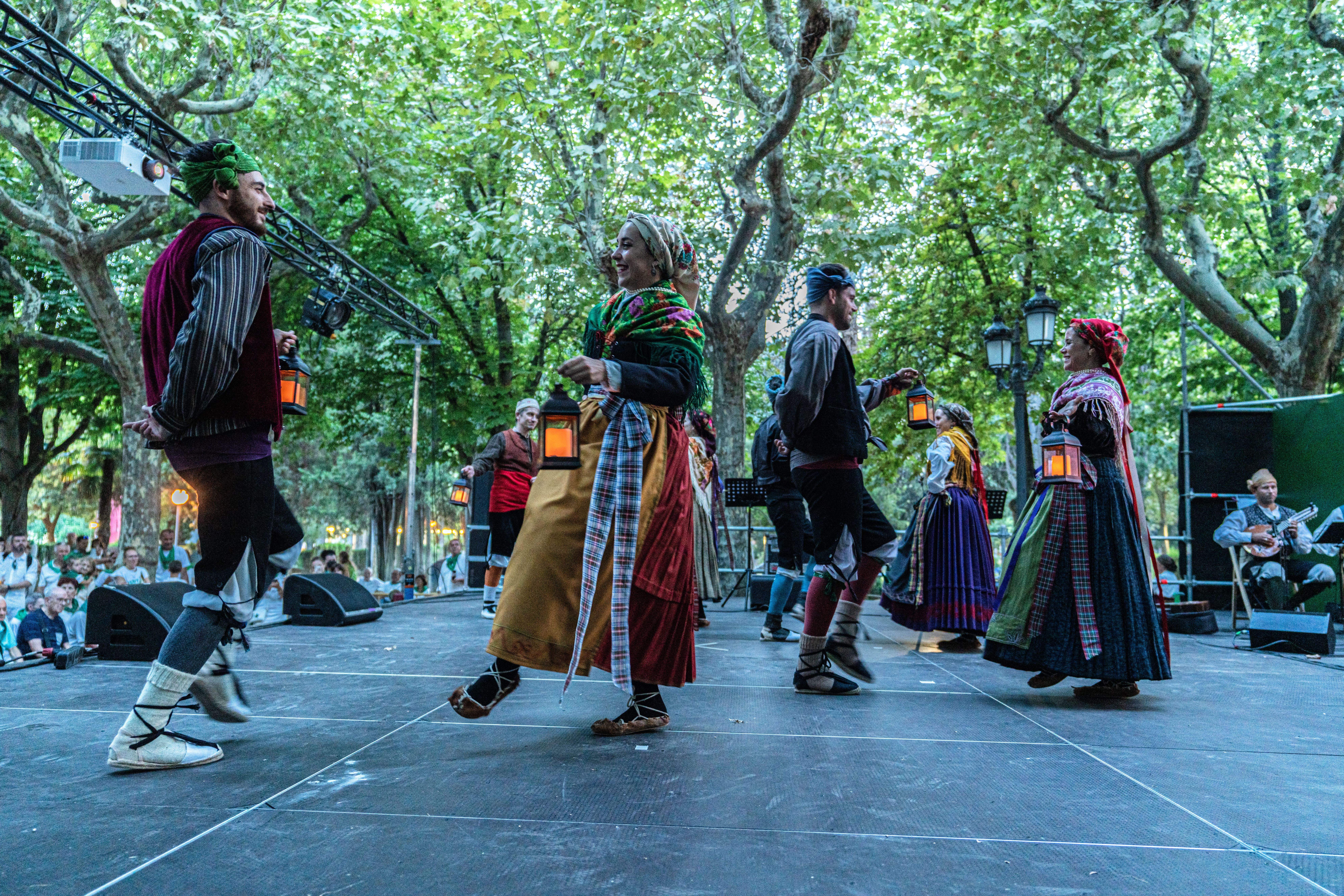 Agrupación Folclórica Santa Cecilia. Foto José Antonio Terrón 