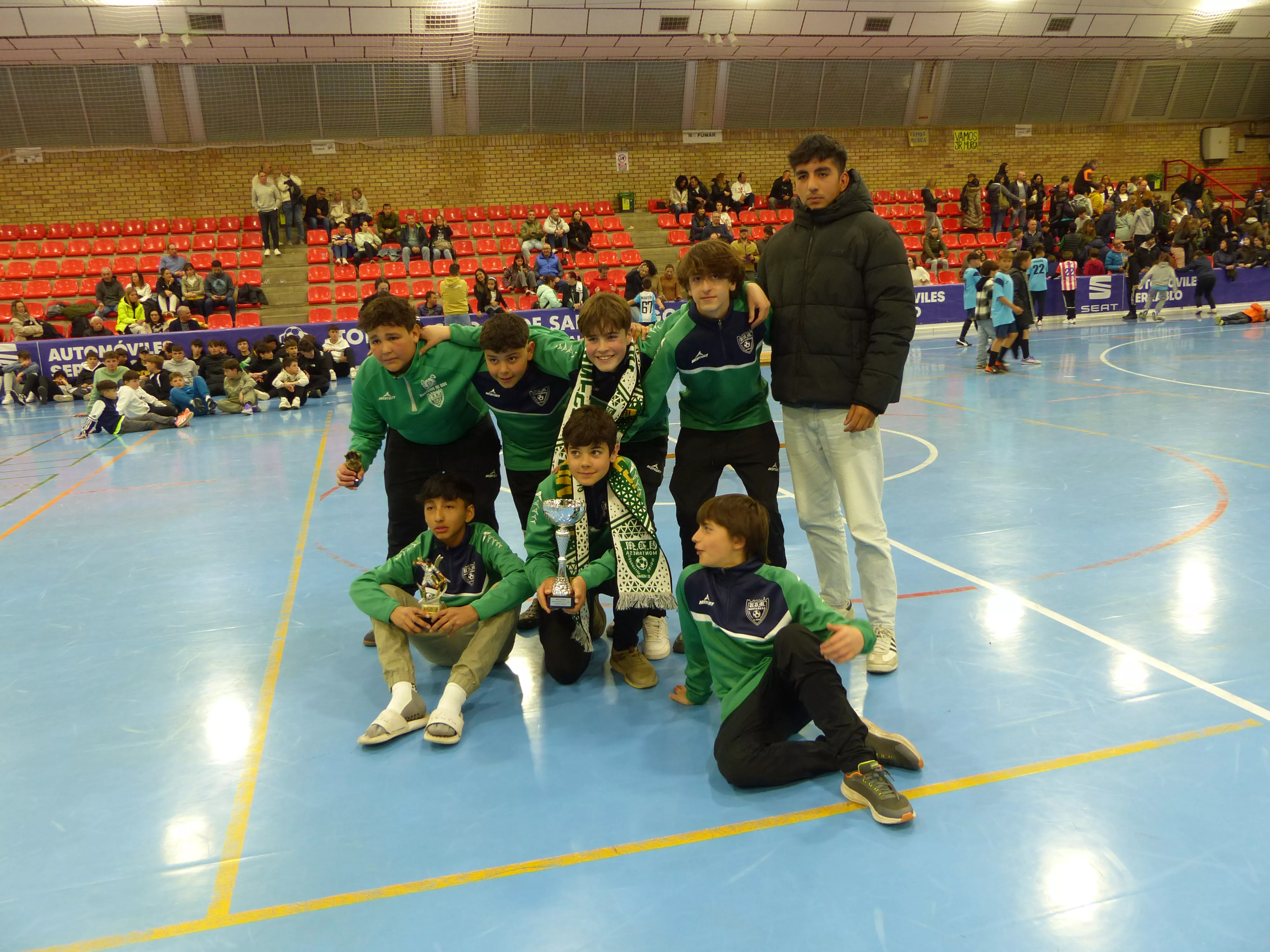 Infantil, campeón, Rayo Cayetano. Foto: Andrés Alcaraz.