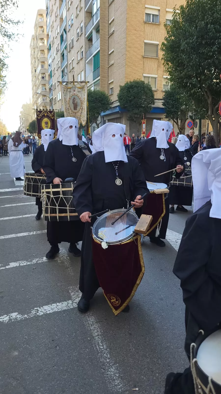 Procesión del Descendimiento desde el Barrio de la Encarnación. 