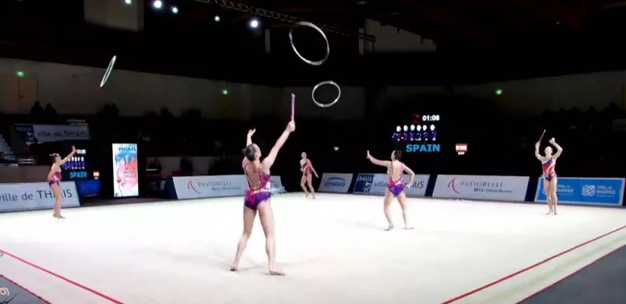 Un momento del ejercicio mixto con el "Mambo".