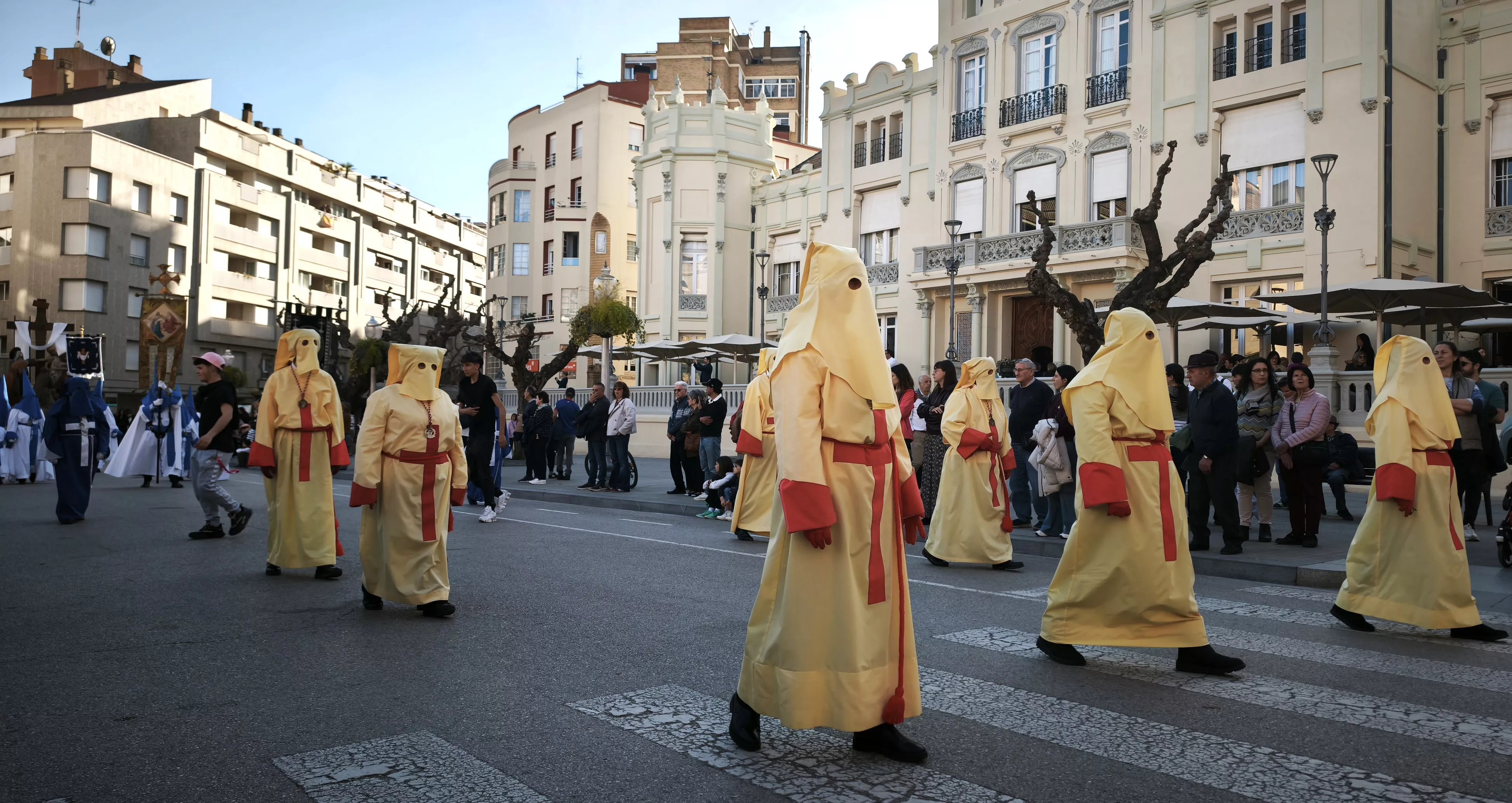 Procesión del Descendimiento desde el Barrio de la Encarnación. Foto María José Sampietro