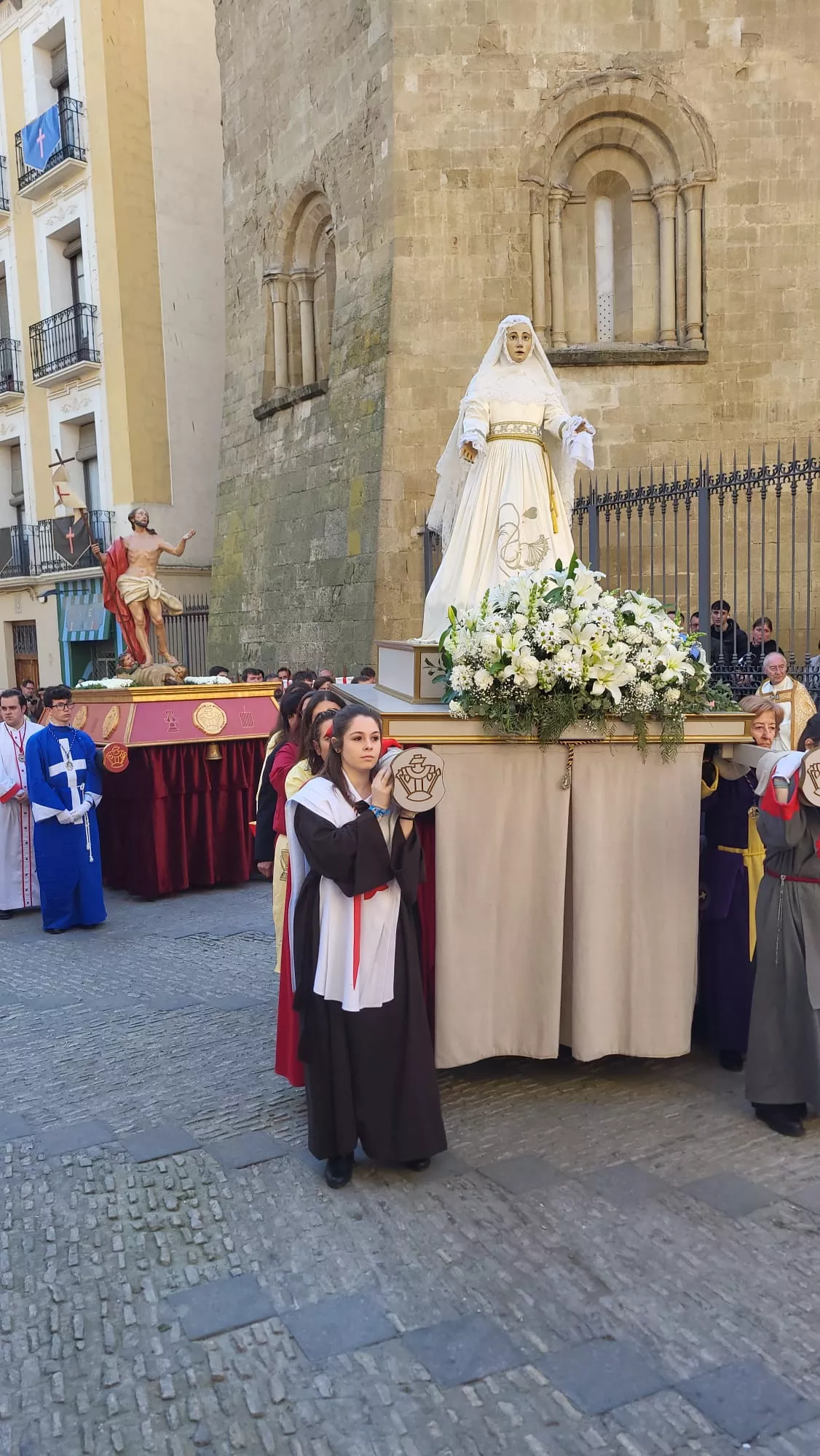  Procesión del Cristo Resucitado en Huesca. Foto Javier García Antón