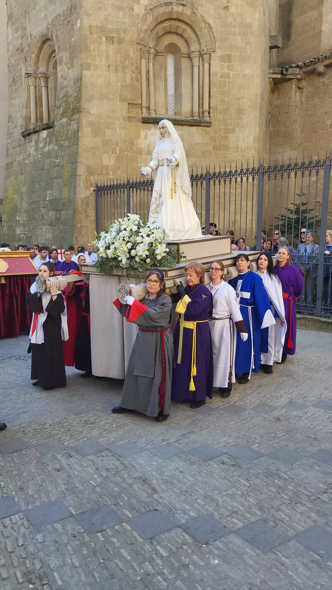  Procesión del Cristo Resucitado en Huesca. Foto Javier García Antón